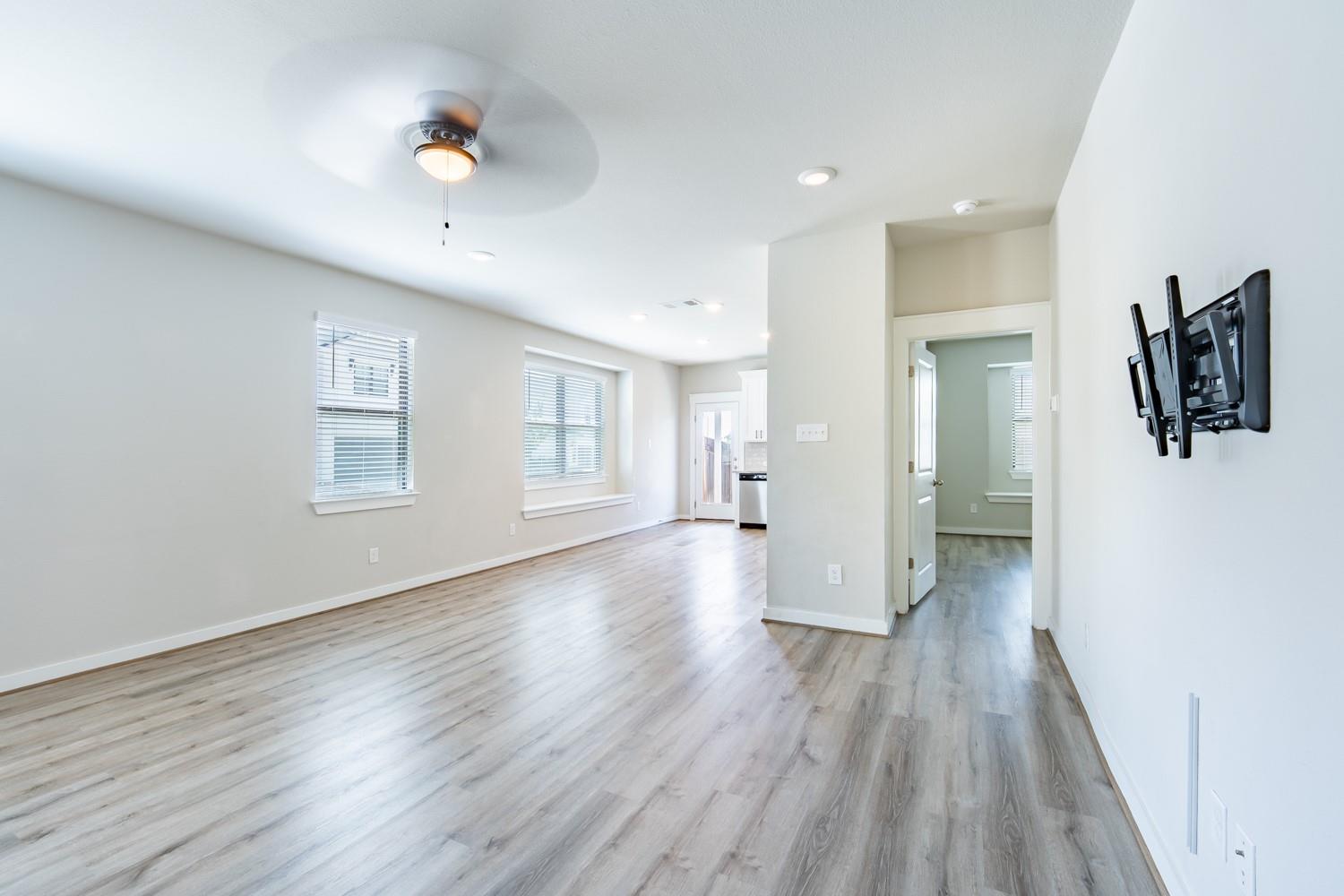 147A Waterside RD #A — photo 5