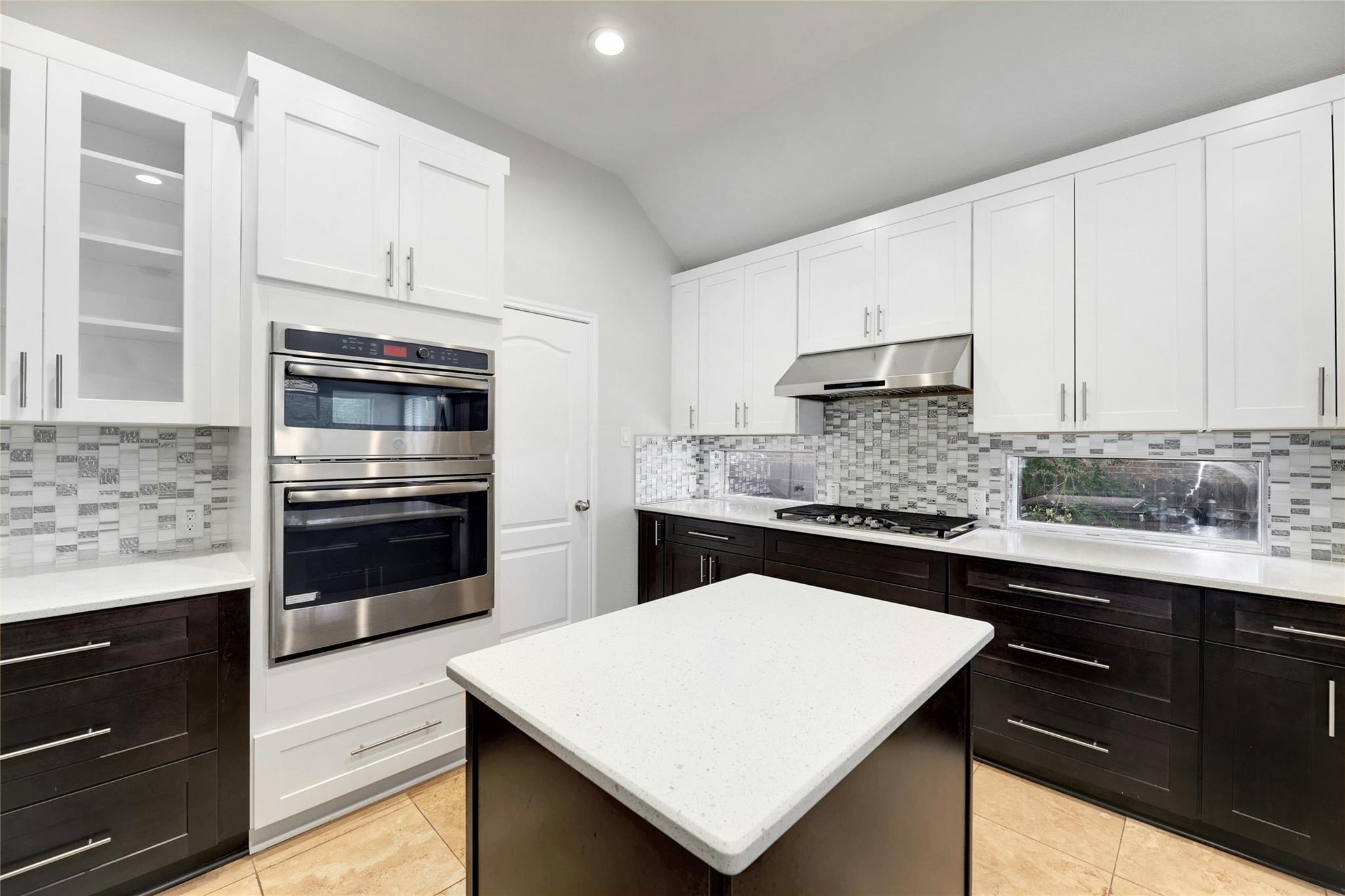 3806 Azur LN — photo 4