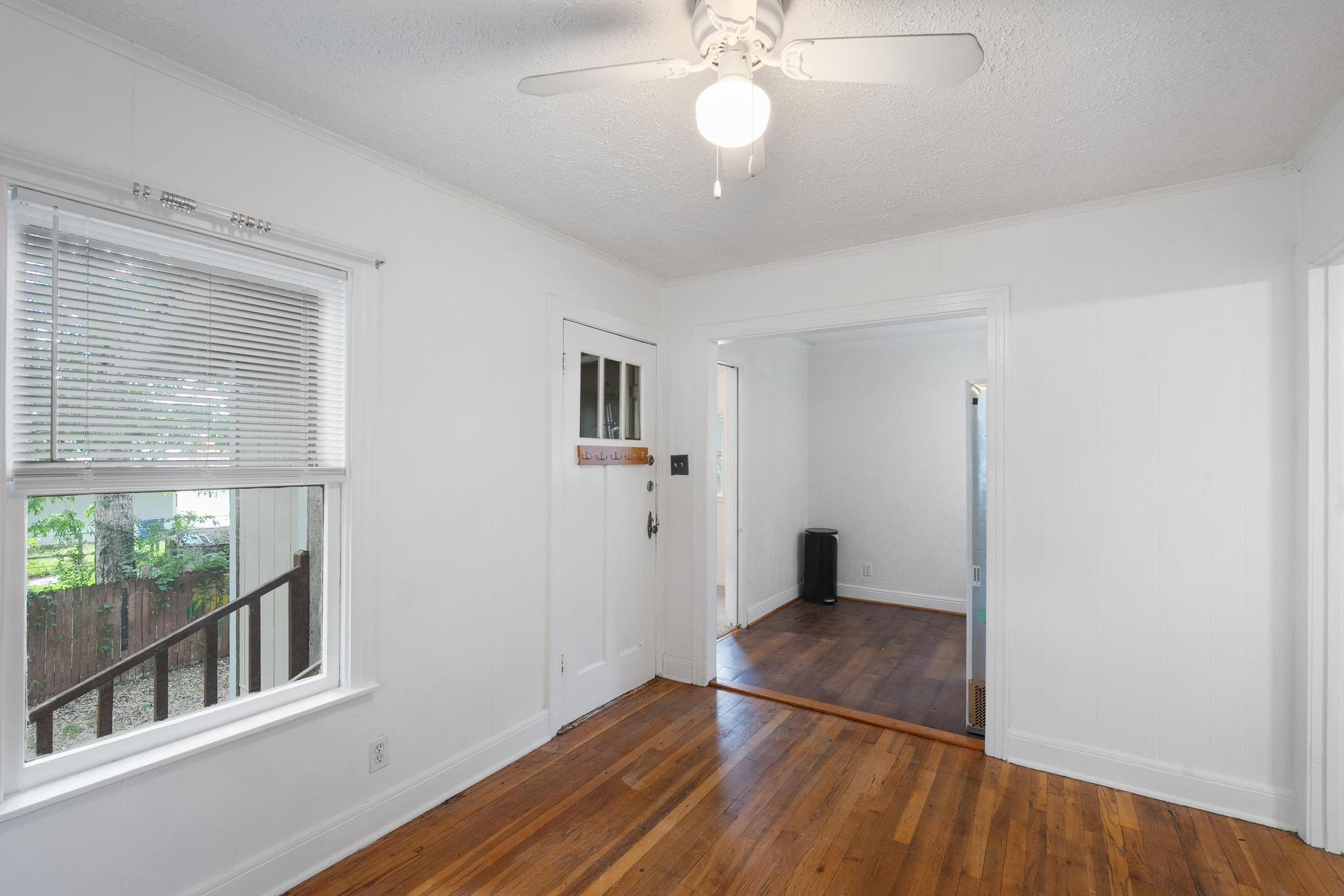 4616 Cesar Chavez ST #1 — photo 4