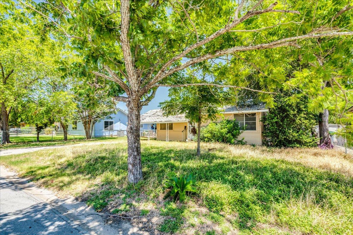 1408 Circle DR — photo 4