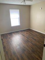 139 Elm DR #206 — photo 4