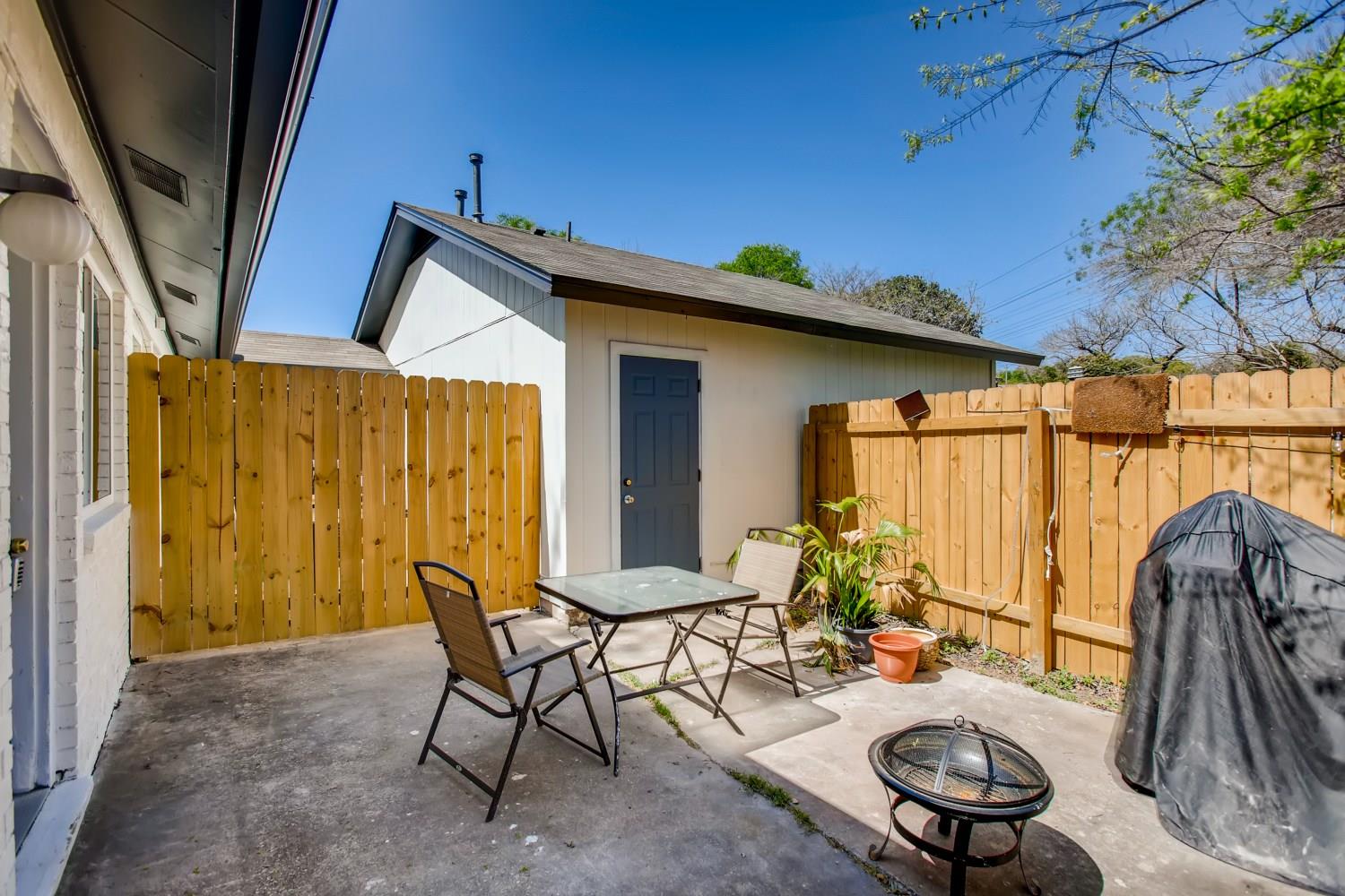 312 William Cannon DR #A & B — photo 3