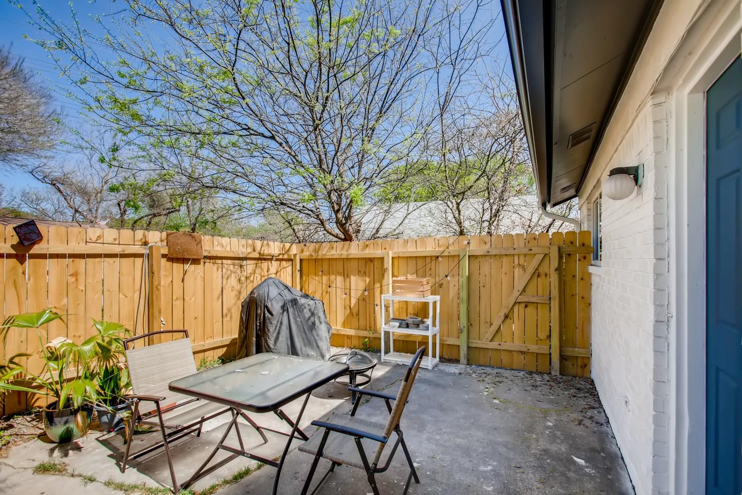312 William Cannon DR #A & B — photo 4