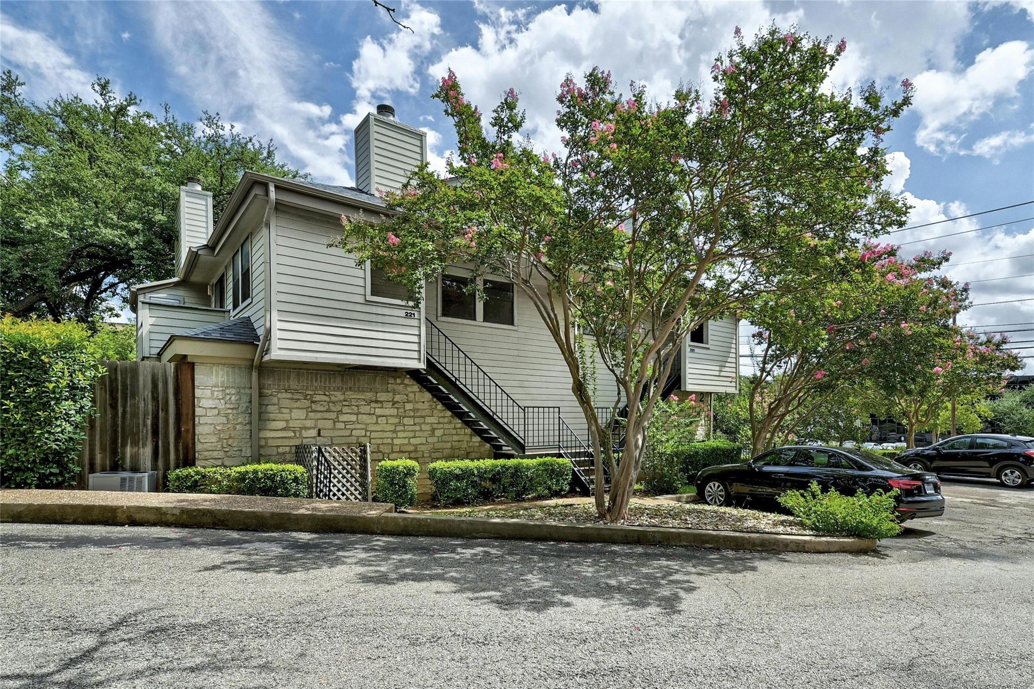 9226 Jollyville RD #221 — photo 3