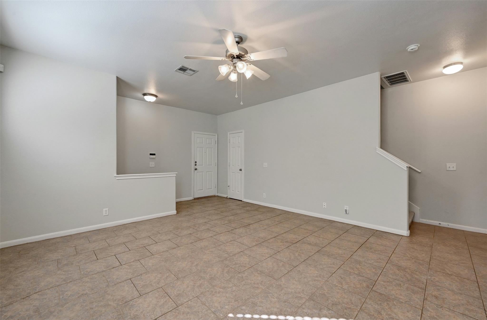 2412 Allred DR #A — photo 4