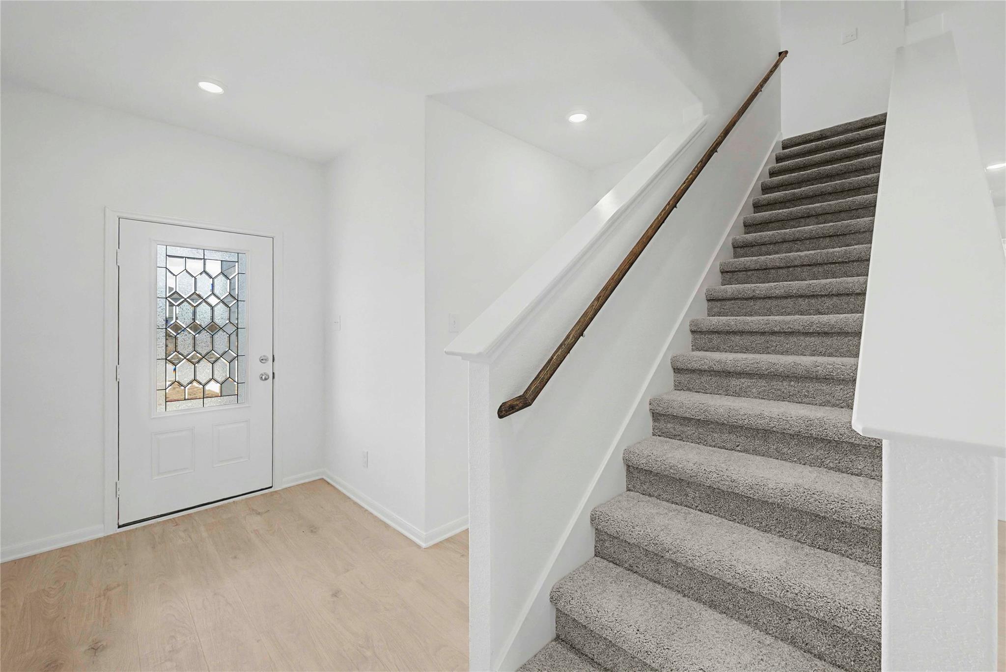 385 Silent Meadow RUN — photo 4