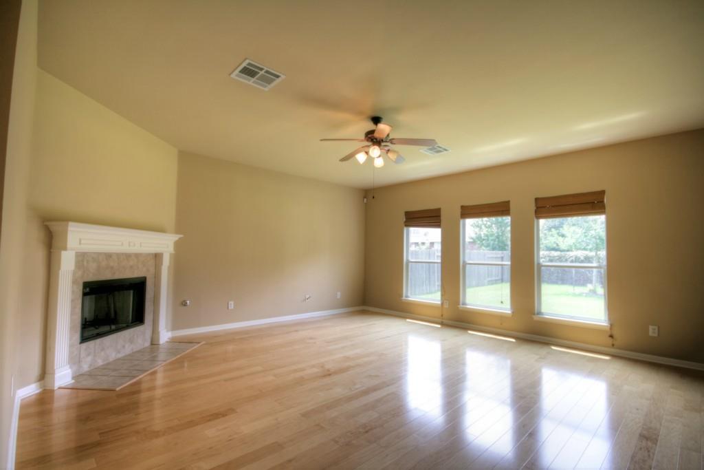 9624 Castle Pines DR — photo 4