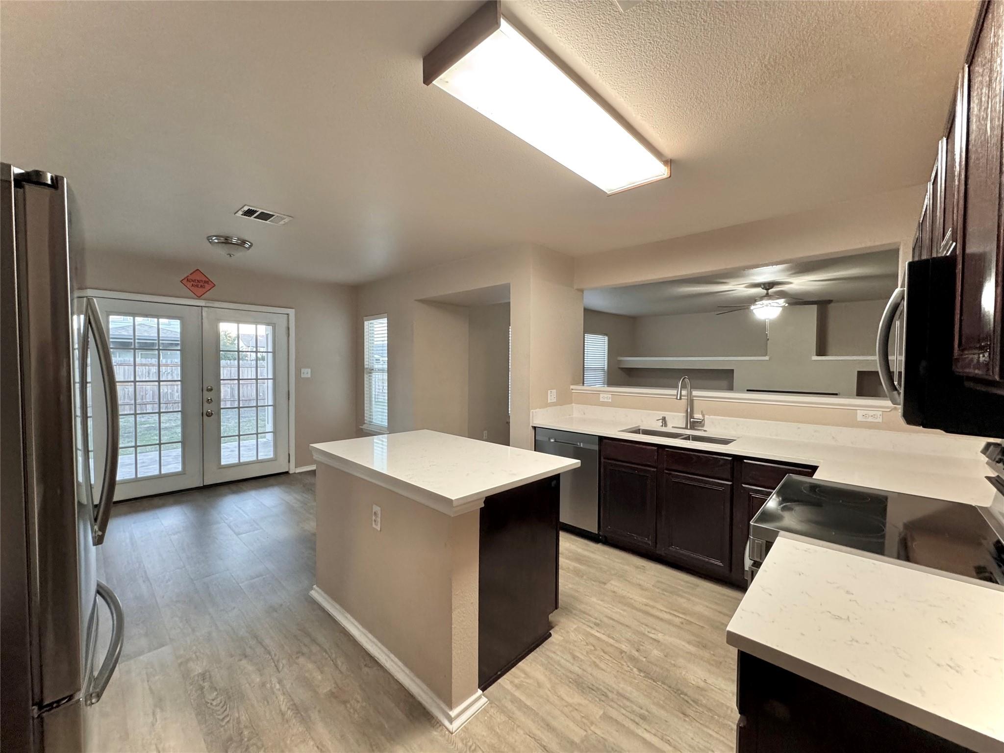 3515 Sandy Brook DR — photo 3