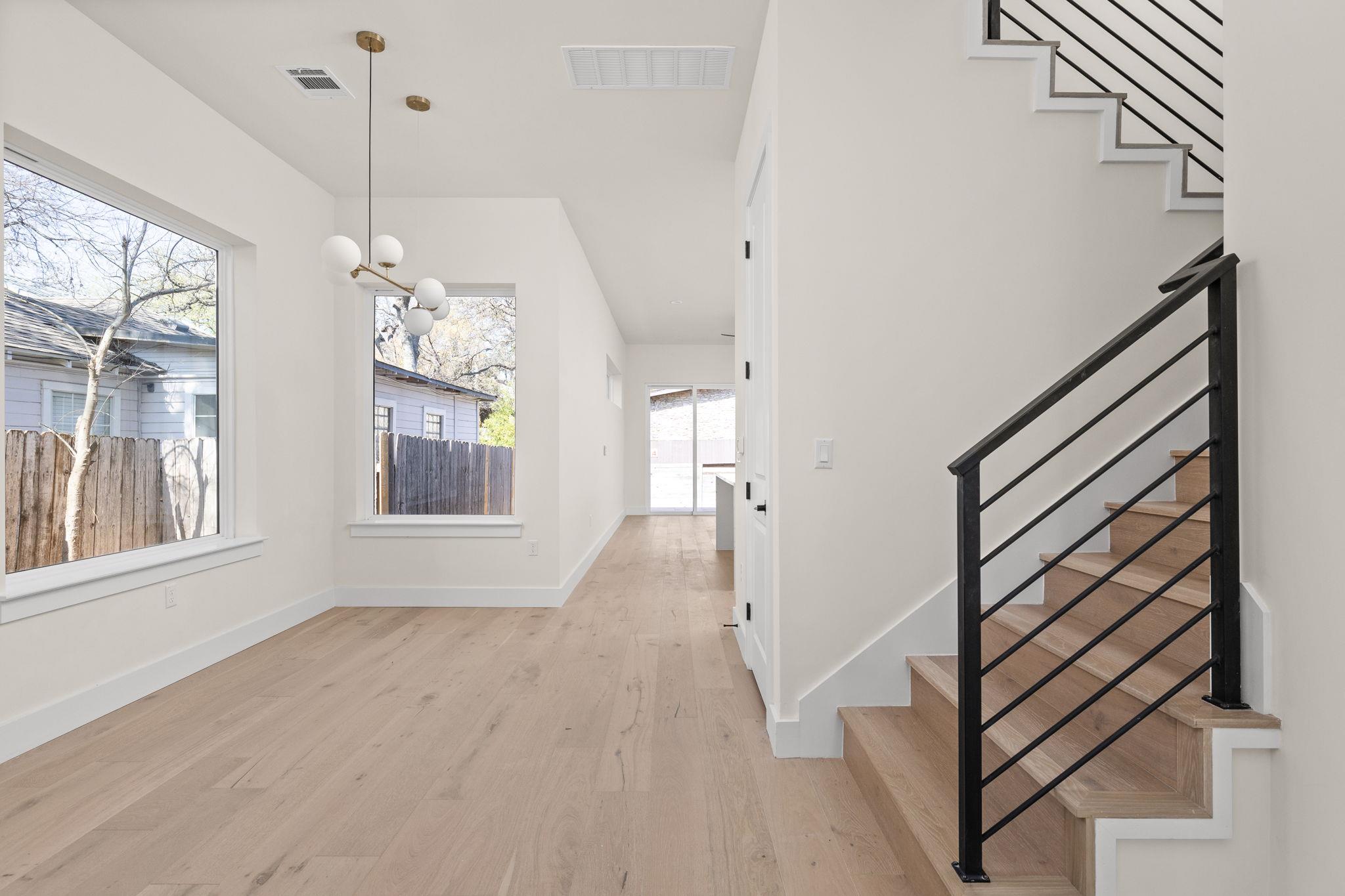 1402 Summit ST #B — photo 5