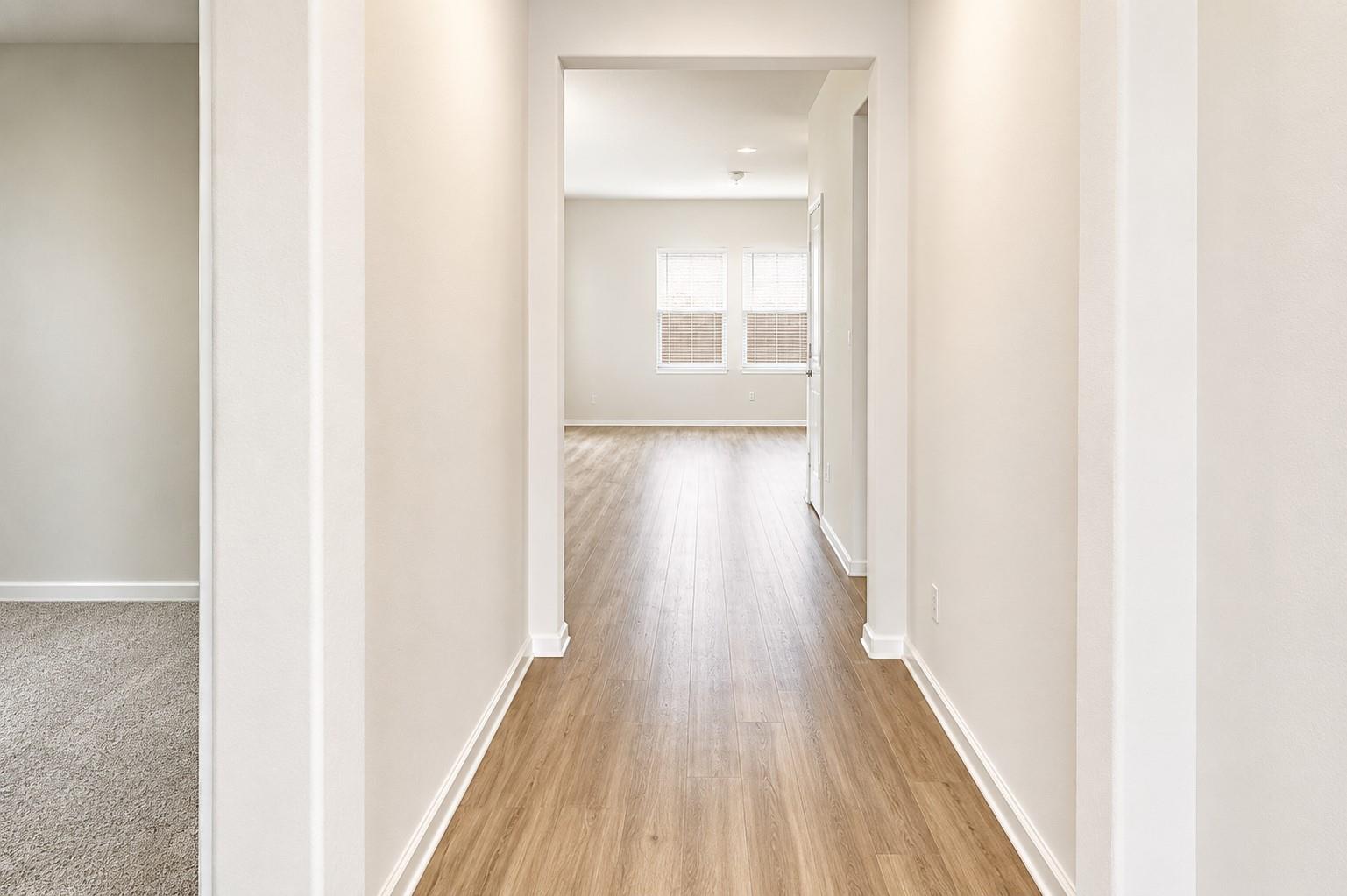 828 Mallow RD — photo 3