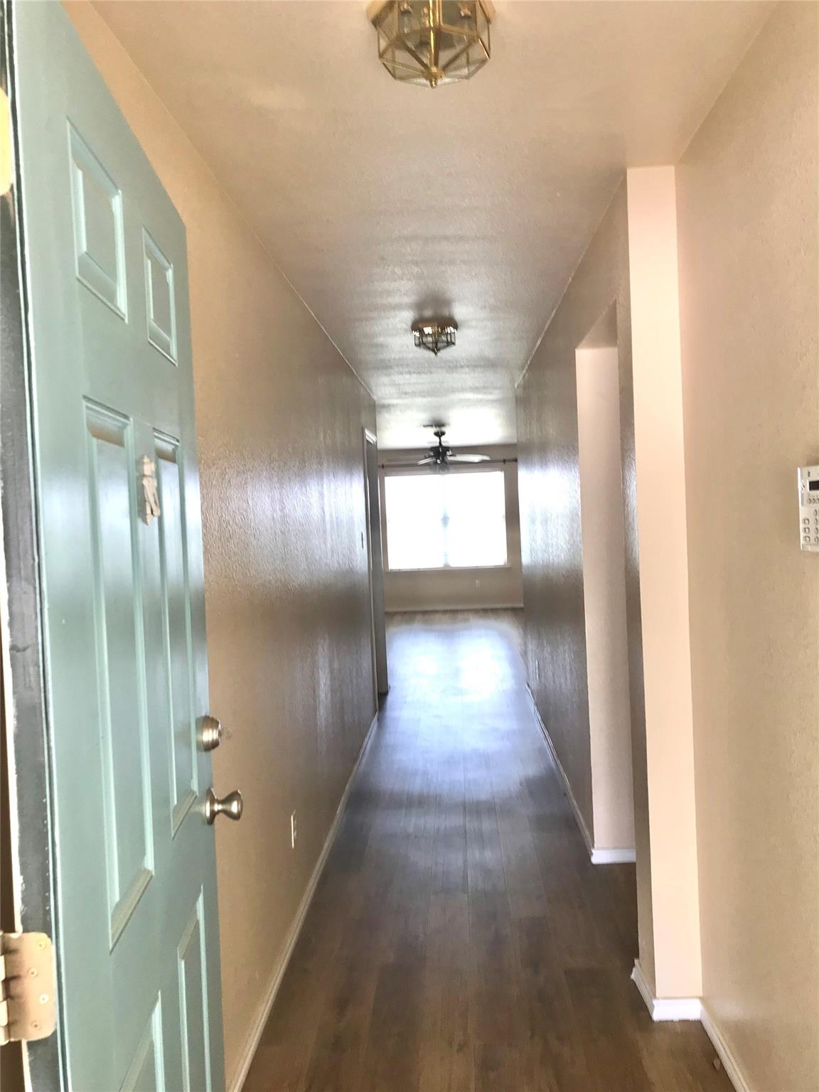 111 Sylvan ST — photo 3