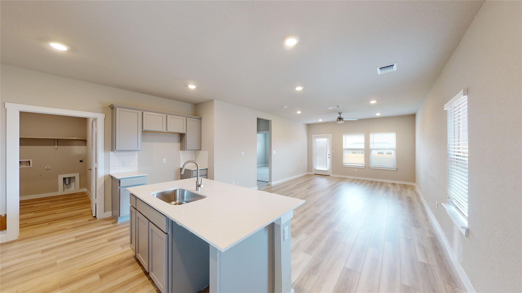 361 Presley DR — photo 3