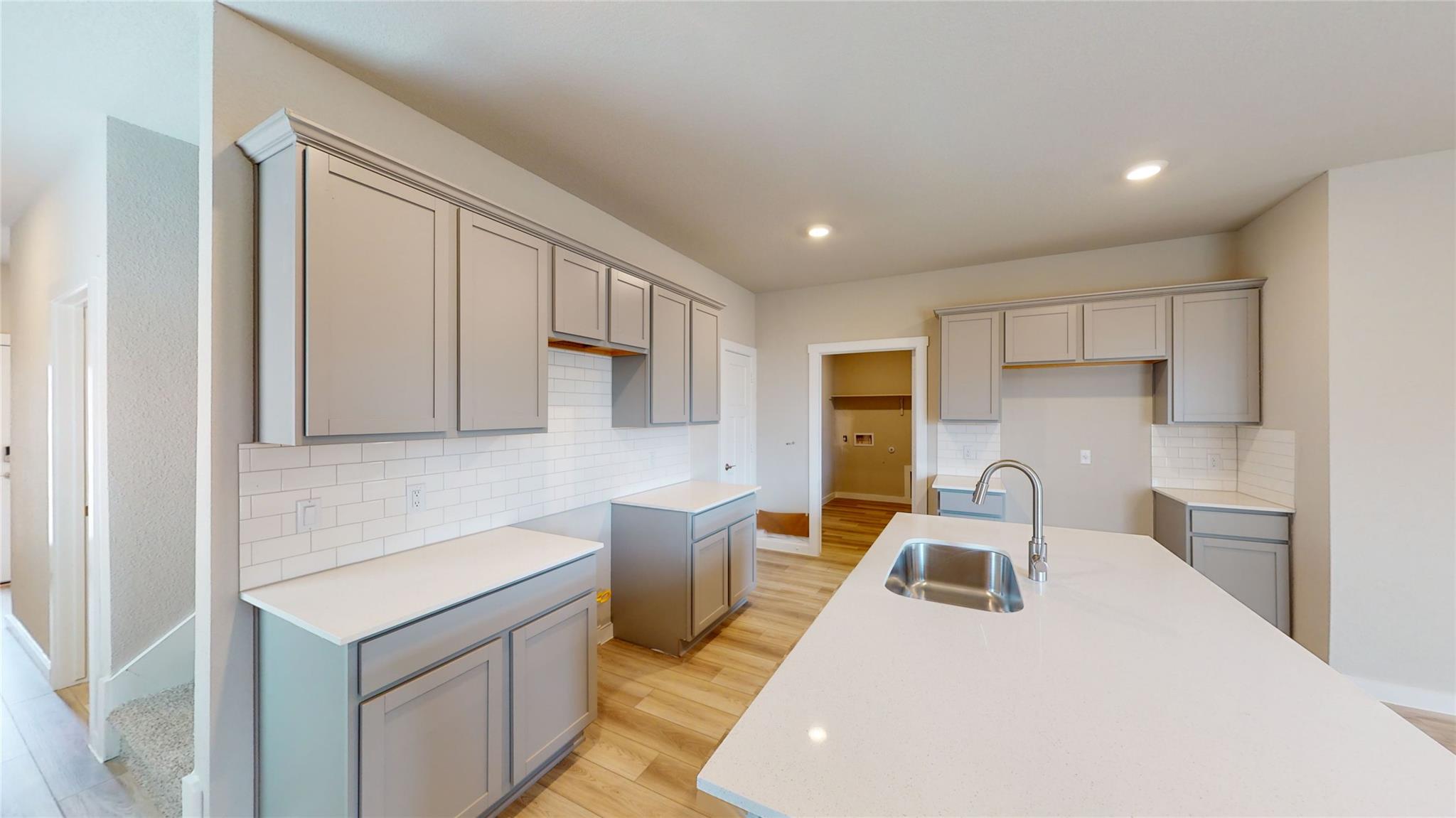 361 Presley DR — photo 4