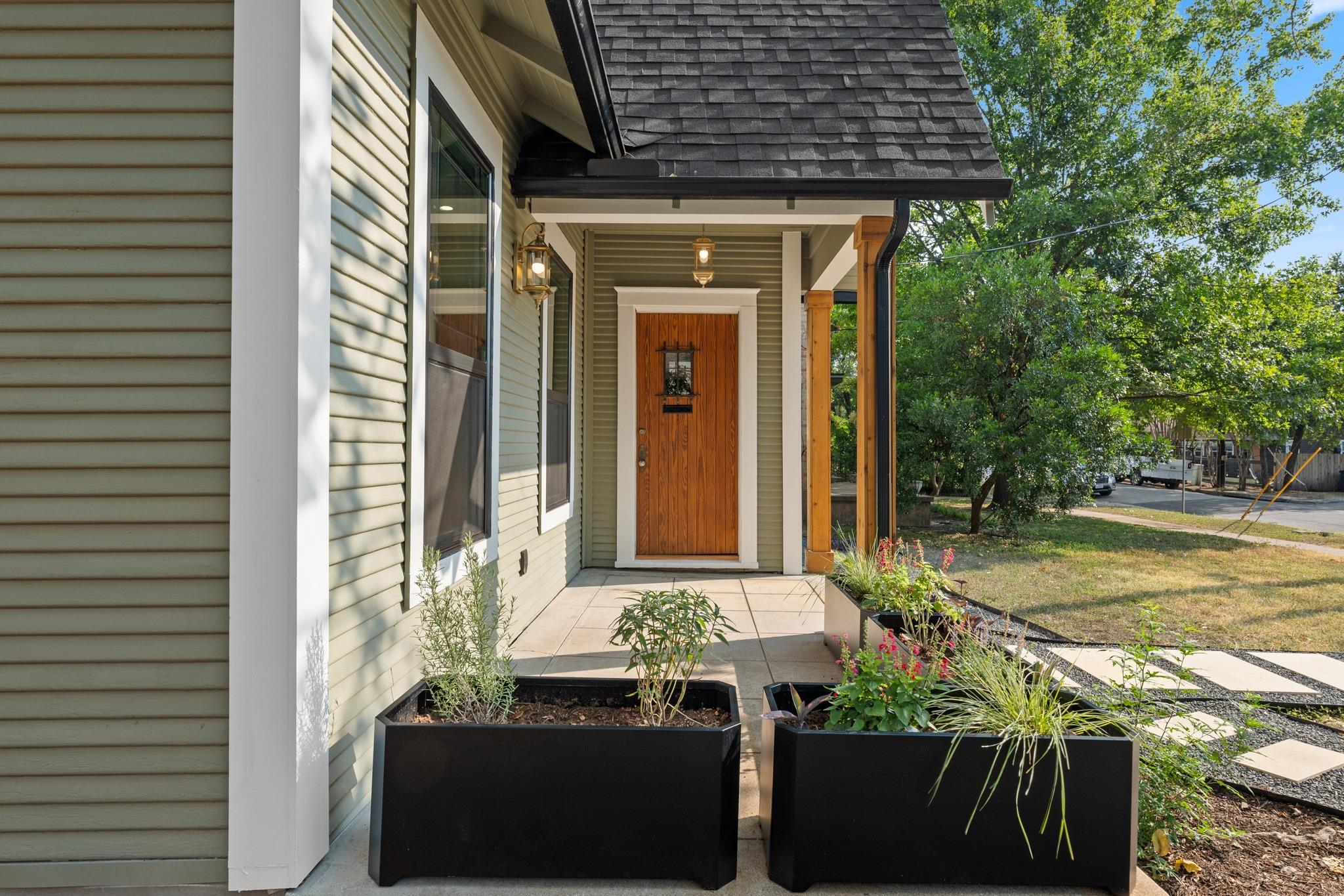 3304 Harris Park Ave — photo 4