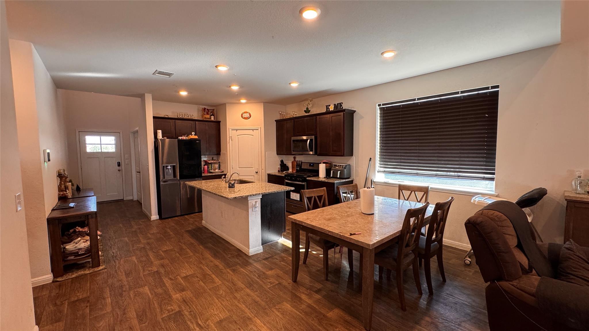 201 Finley Rae DR — photo 4