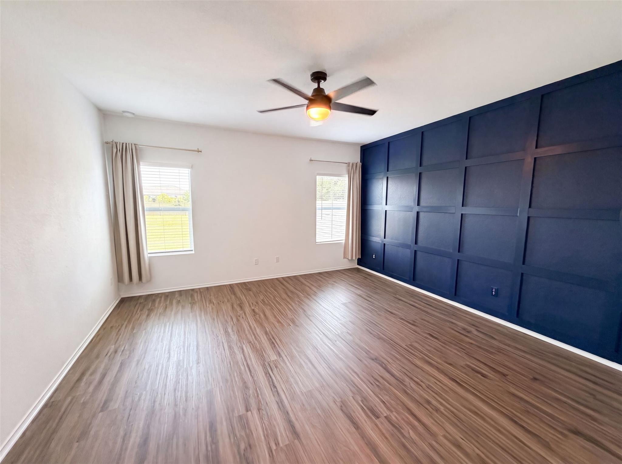 424 Wolf Springs RD — photo 4