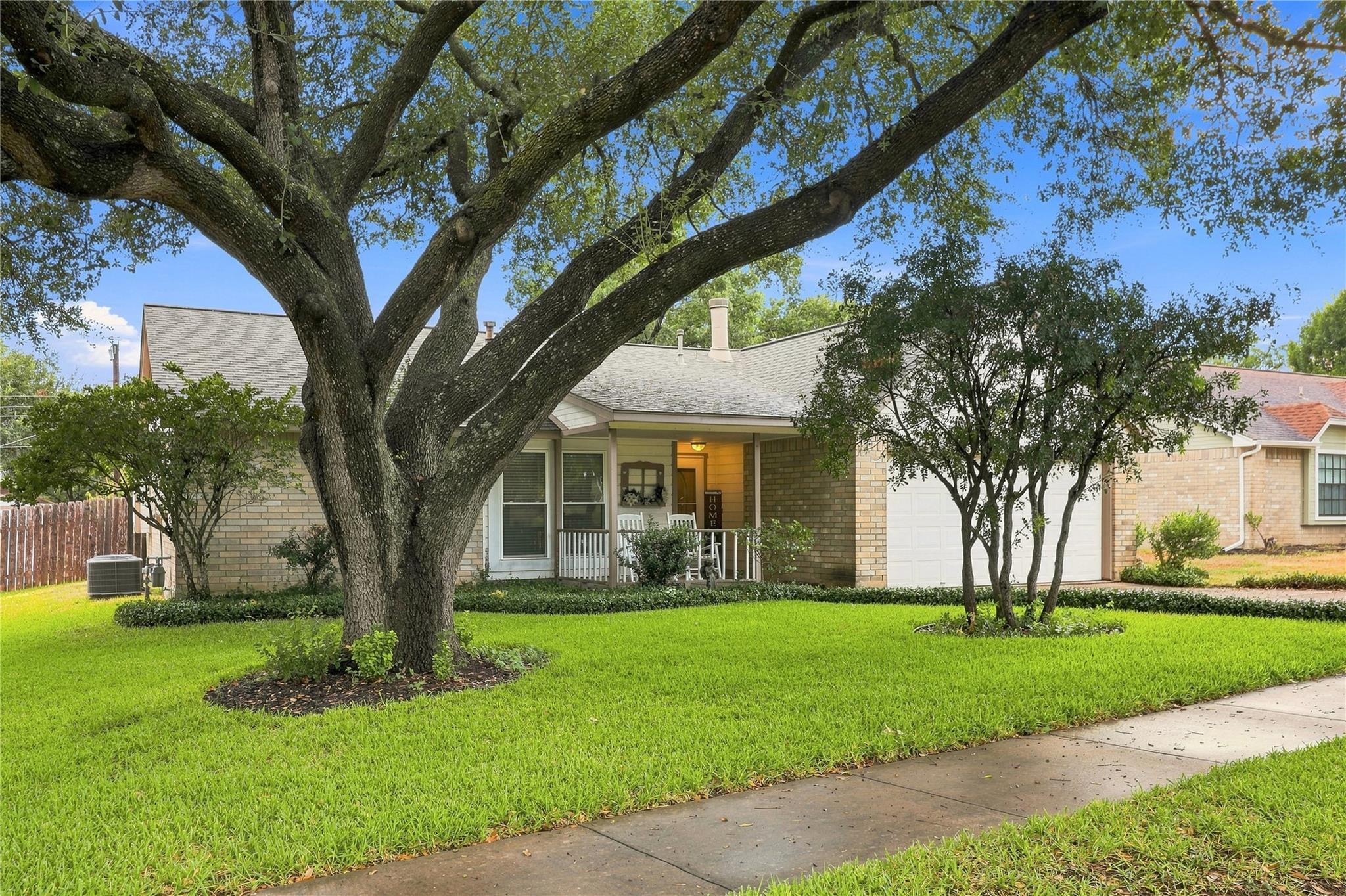 1509 Quail Run RD — photo 3
