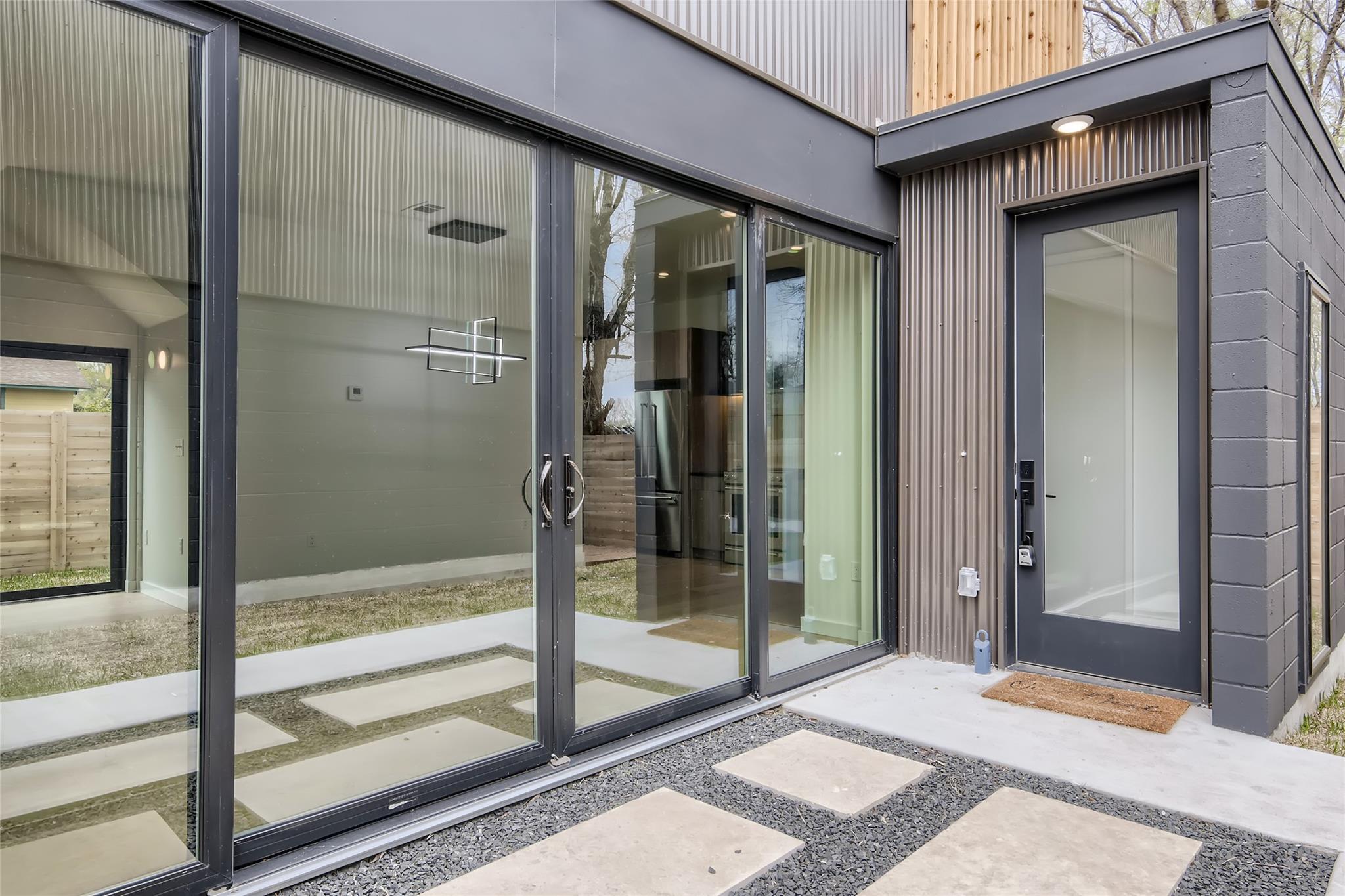1214 Pasadena DR #UNIT 2 — photo 3