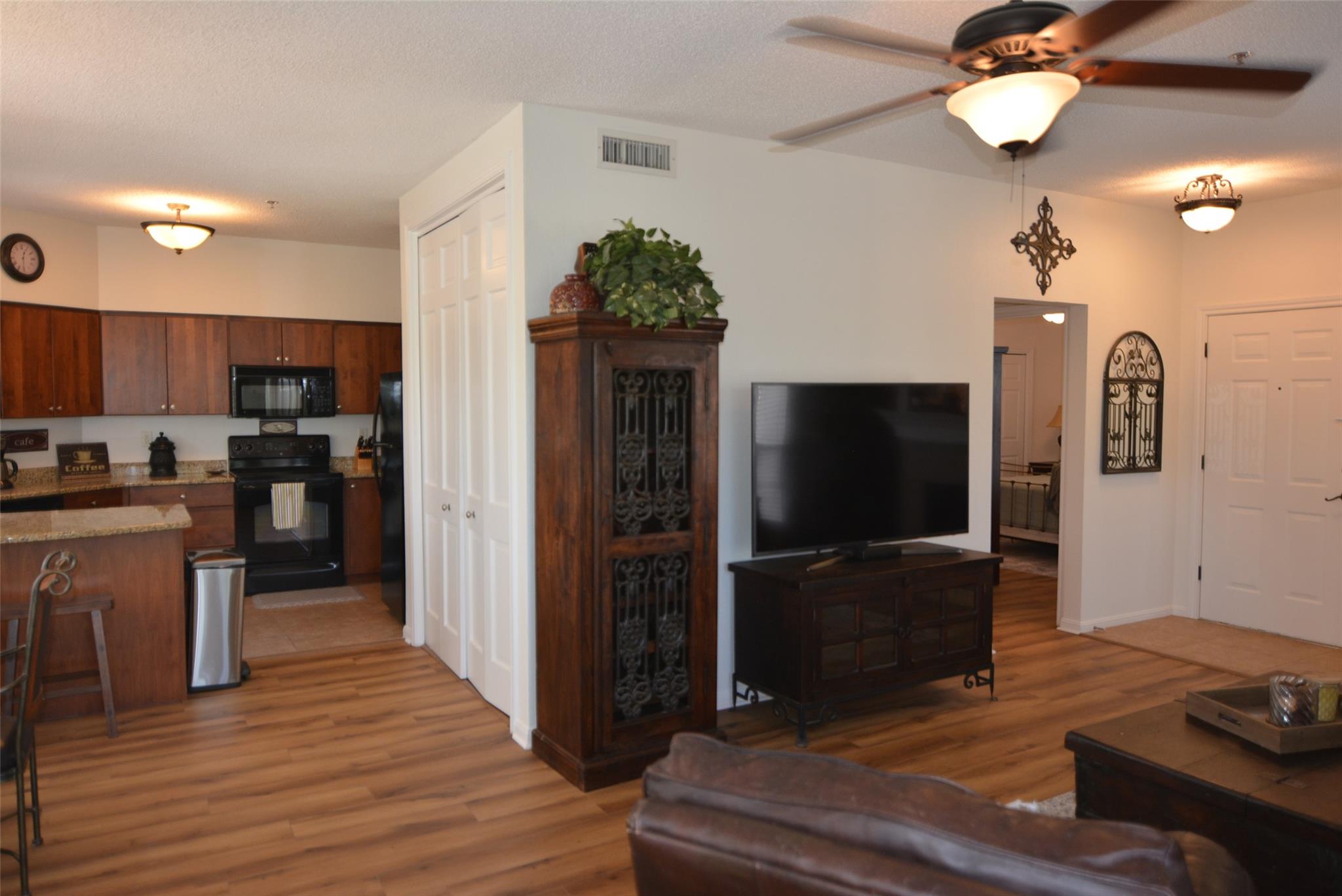 3404 American DR #2209 — photo 4