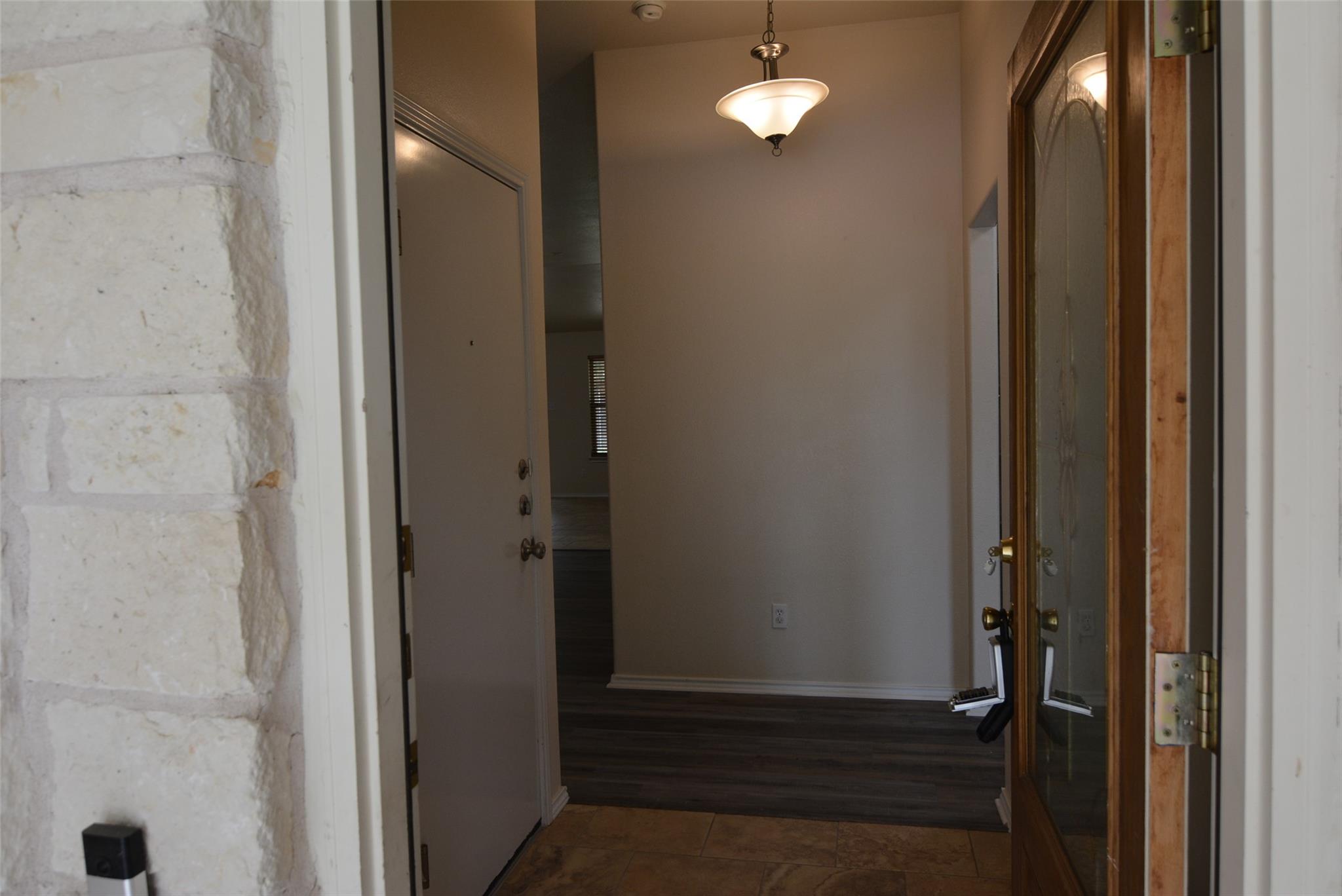 1303 Horseshoe Ranch DR — photo 5