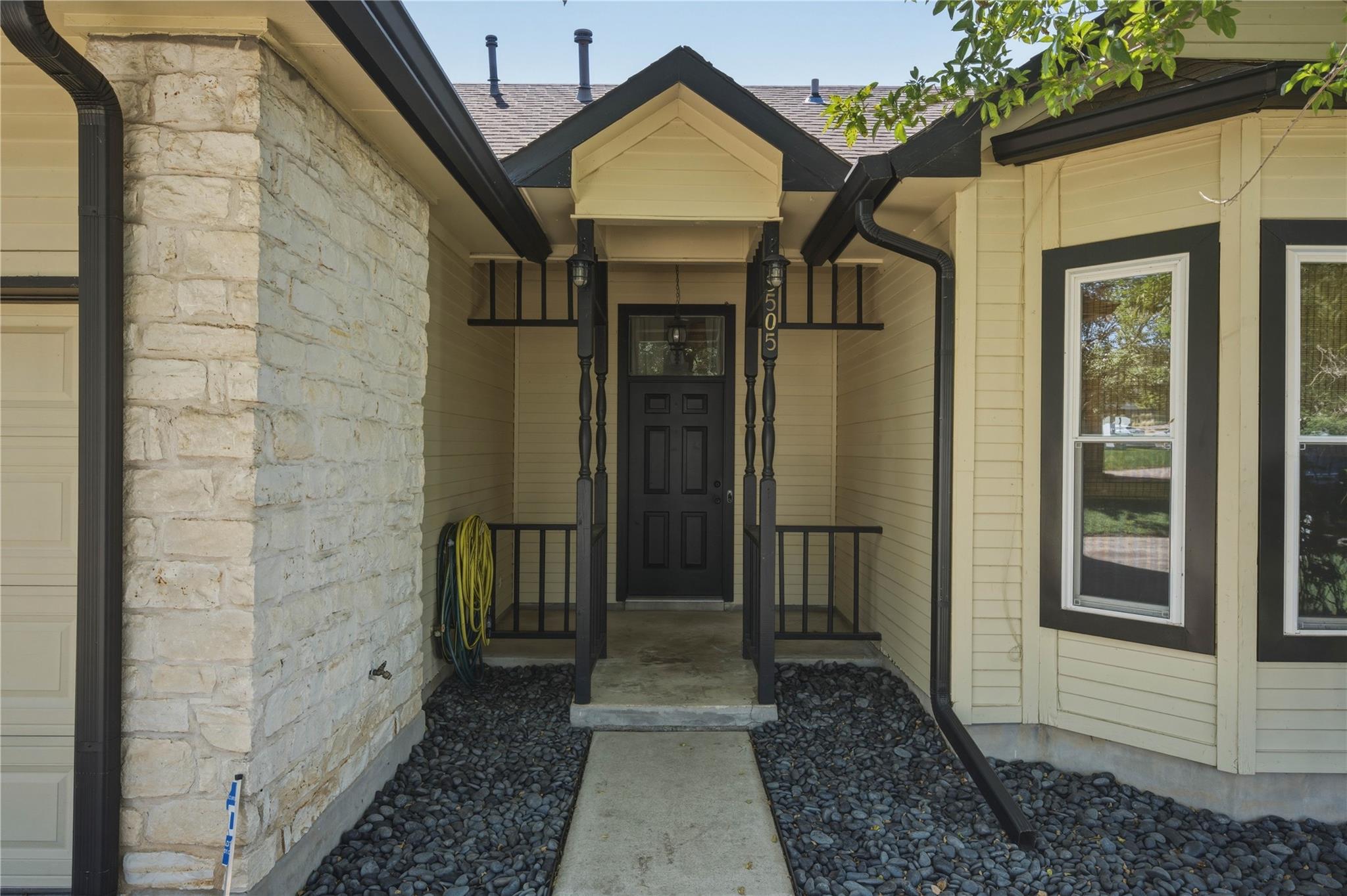 9505 Doliver DR — photo 3