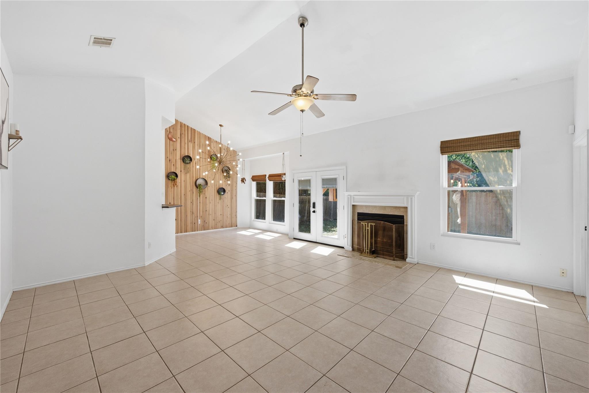 9505 Doliver DR — photo 4