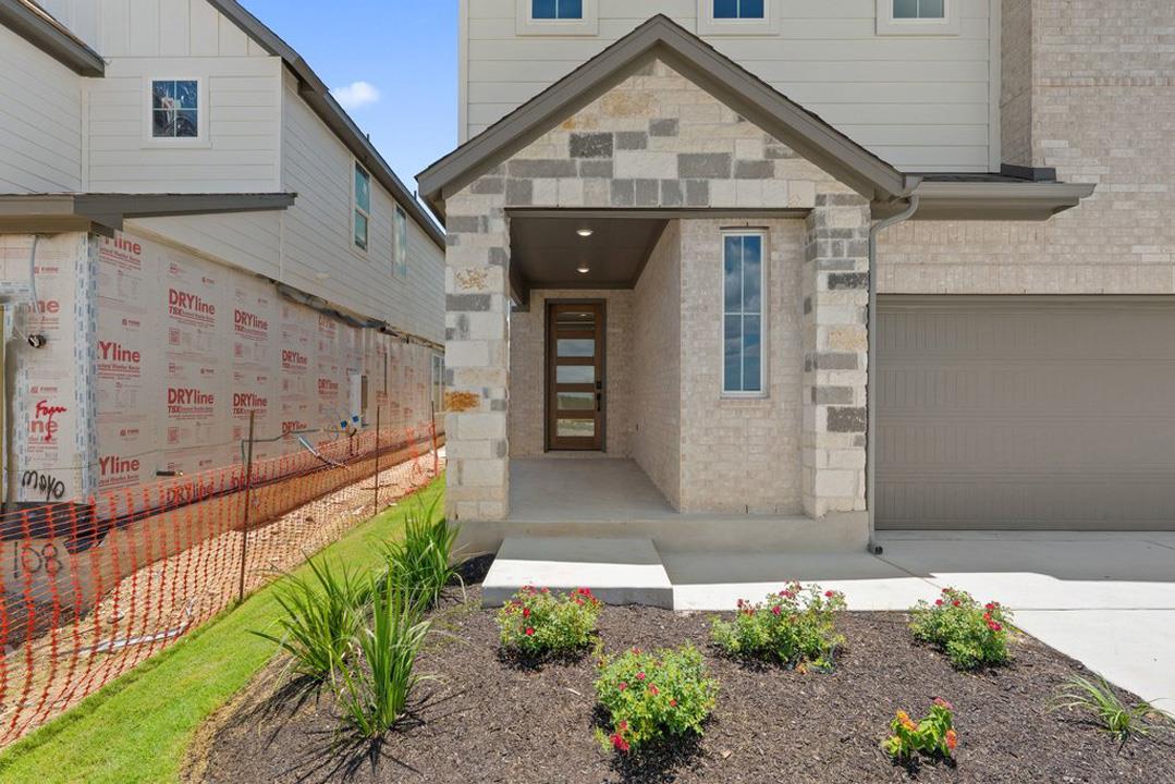 104 Balboa Drive — photo 3