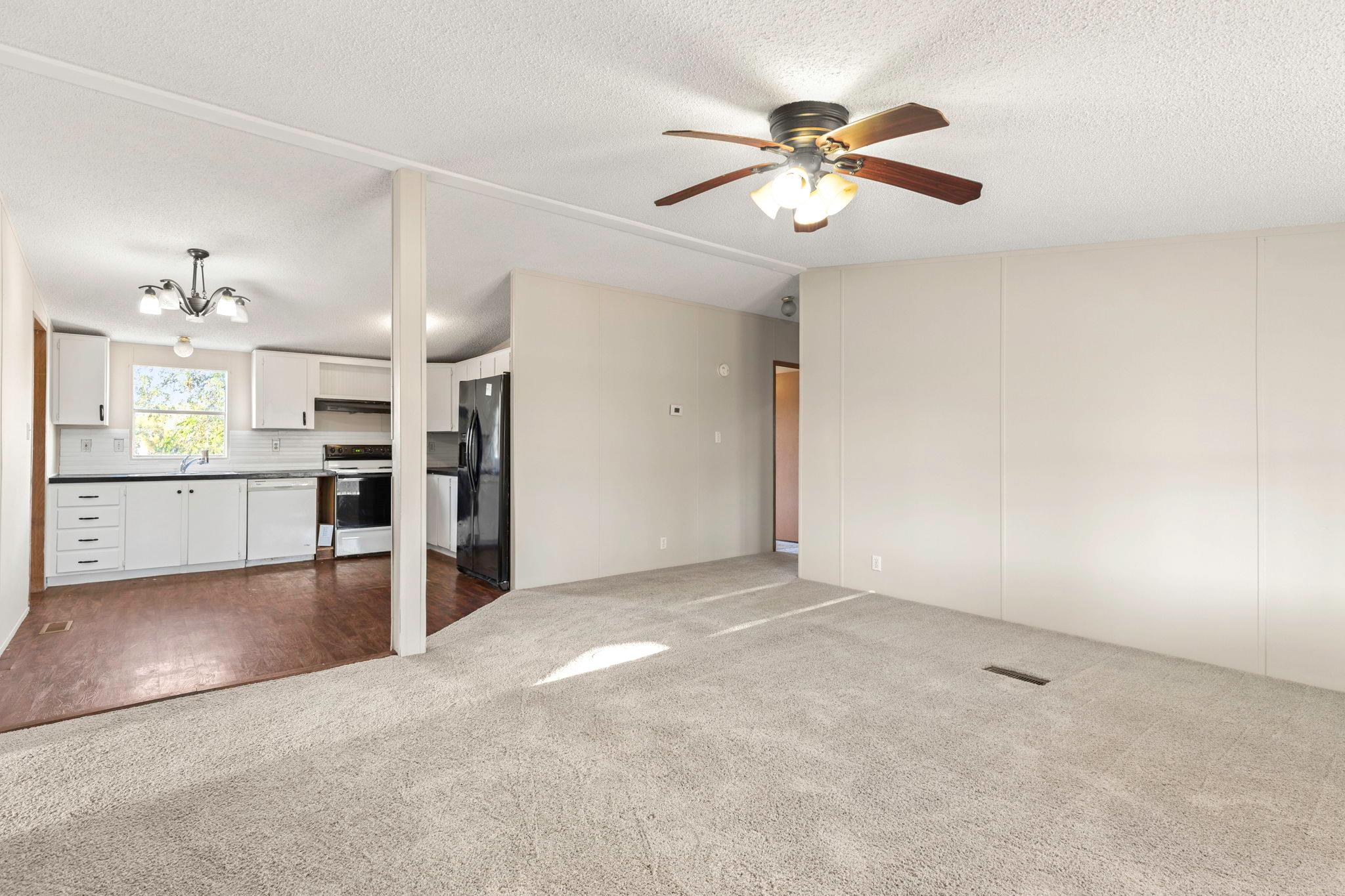 645 Old Luling RD — photo 3