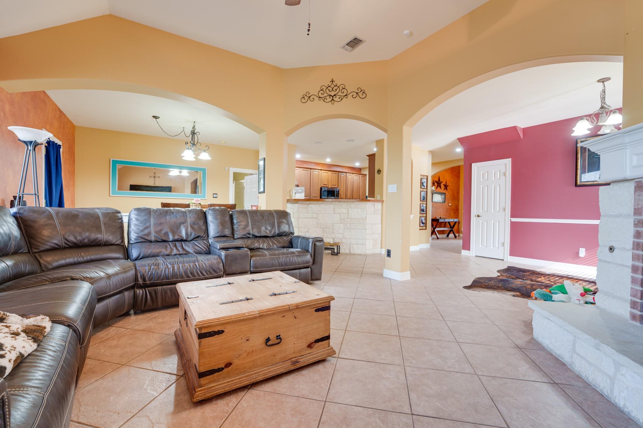 3839 Laurel Ridge DR — photo 5