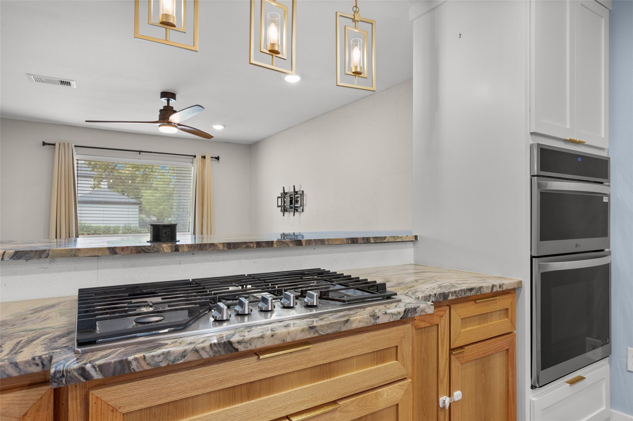 5206 Emerald Forest DR — photo 5
