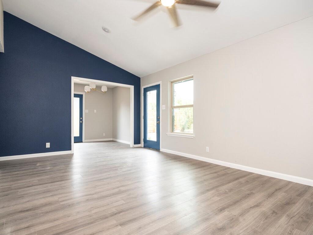 2526 Glen Springs WAY #A — photo 5