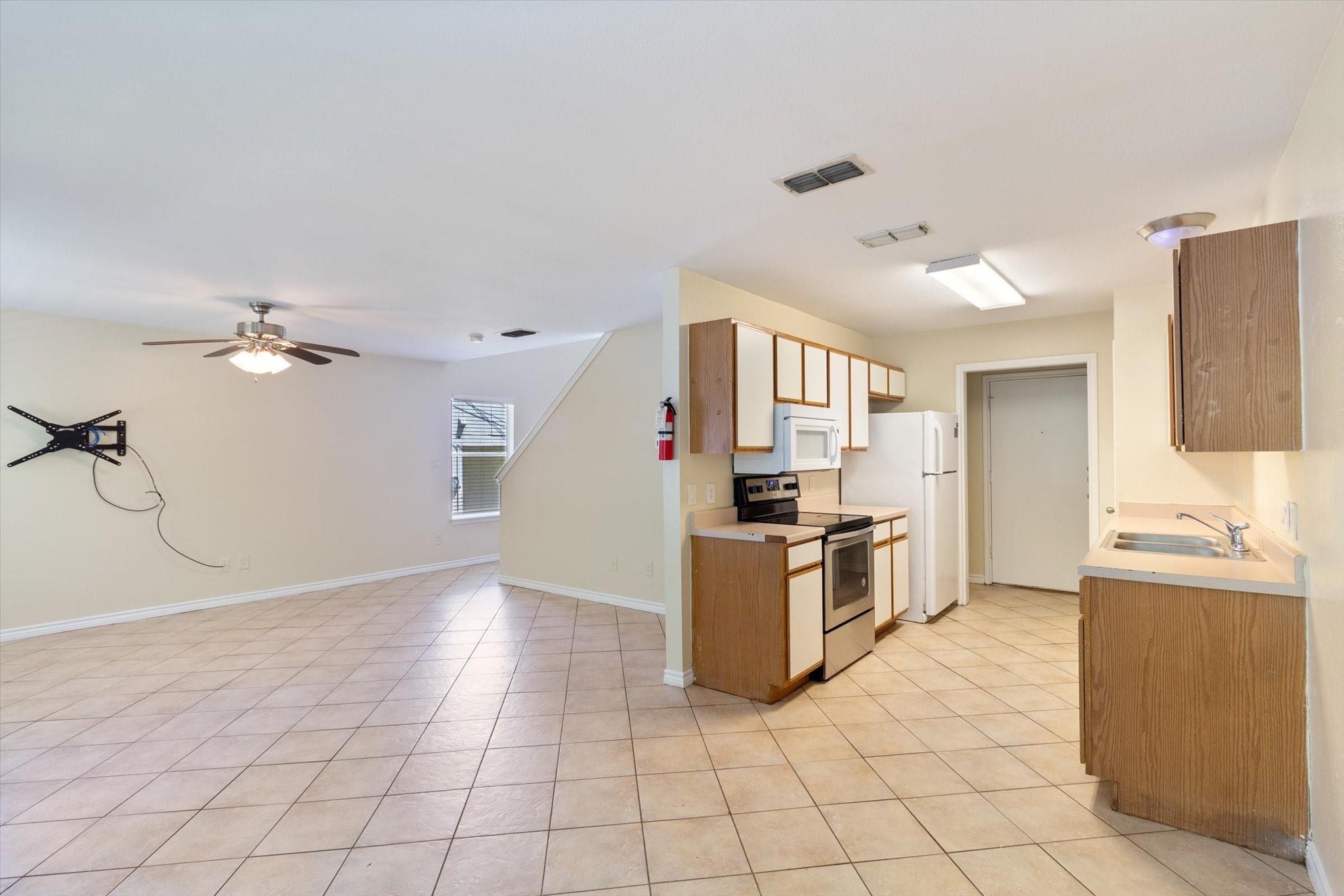1013-1015 Sagewood TRL #1013-1015 — photo 3