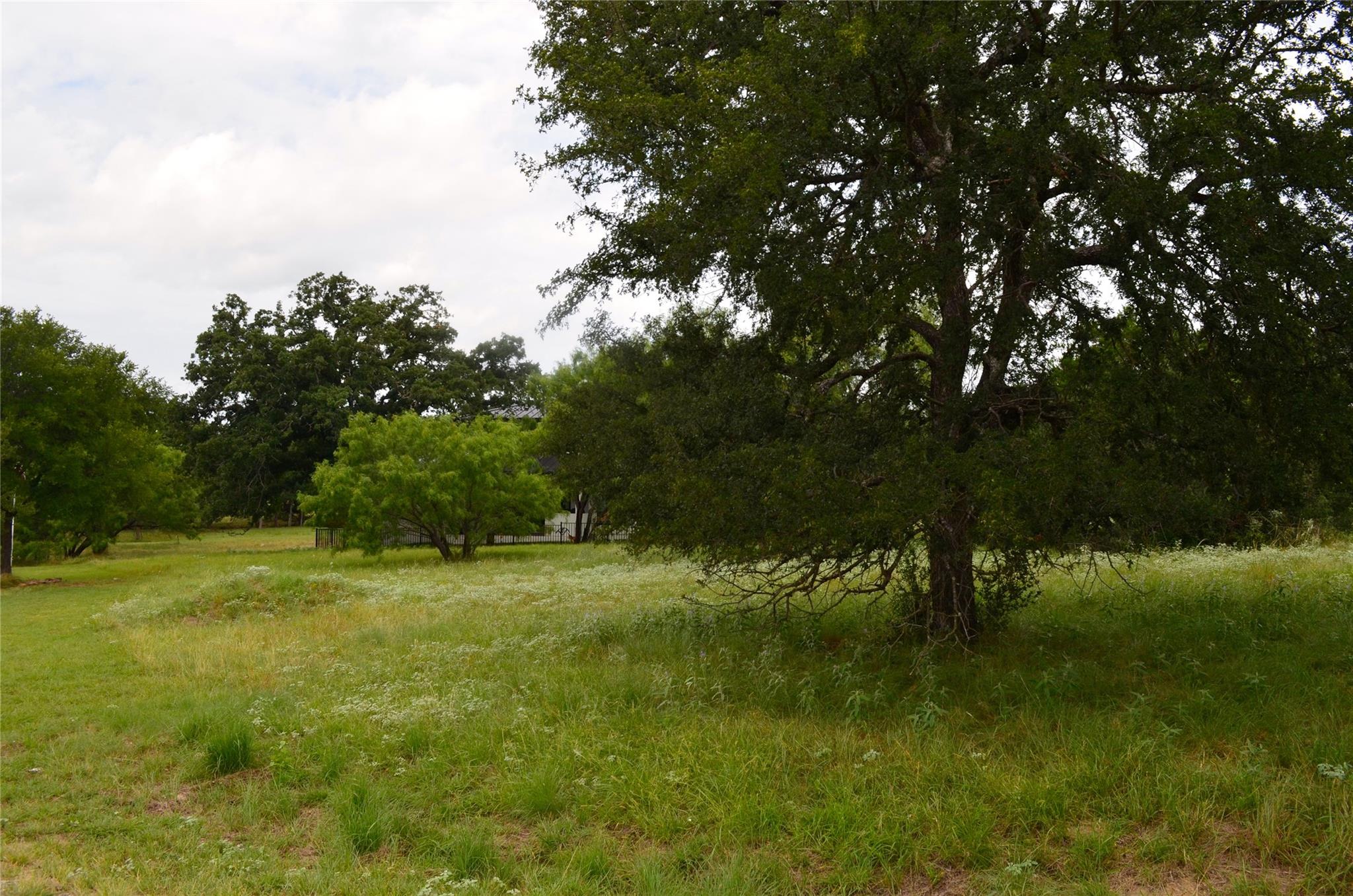 W2094 Turquoise DR — photo 3