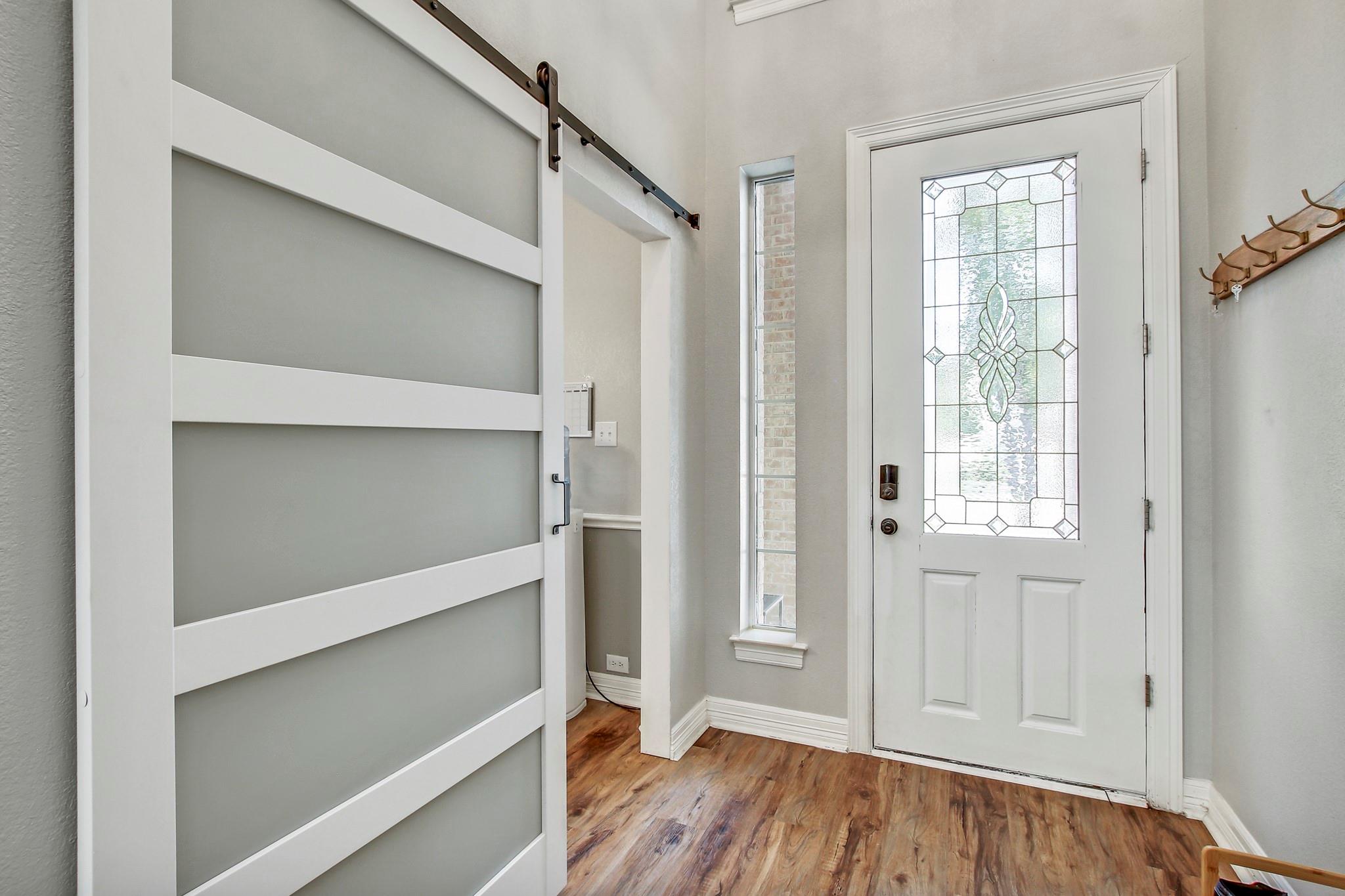 140 Fairwood DR — photo 3