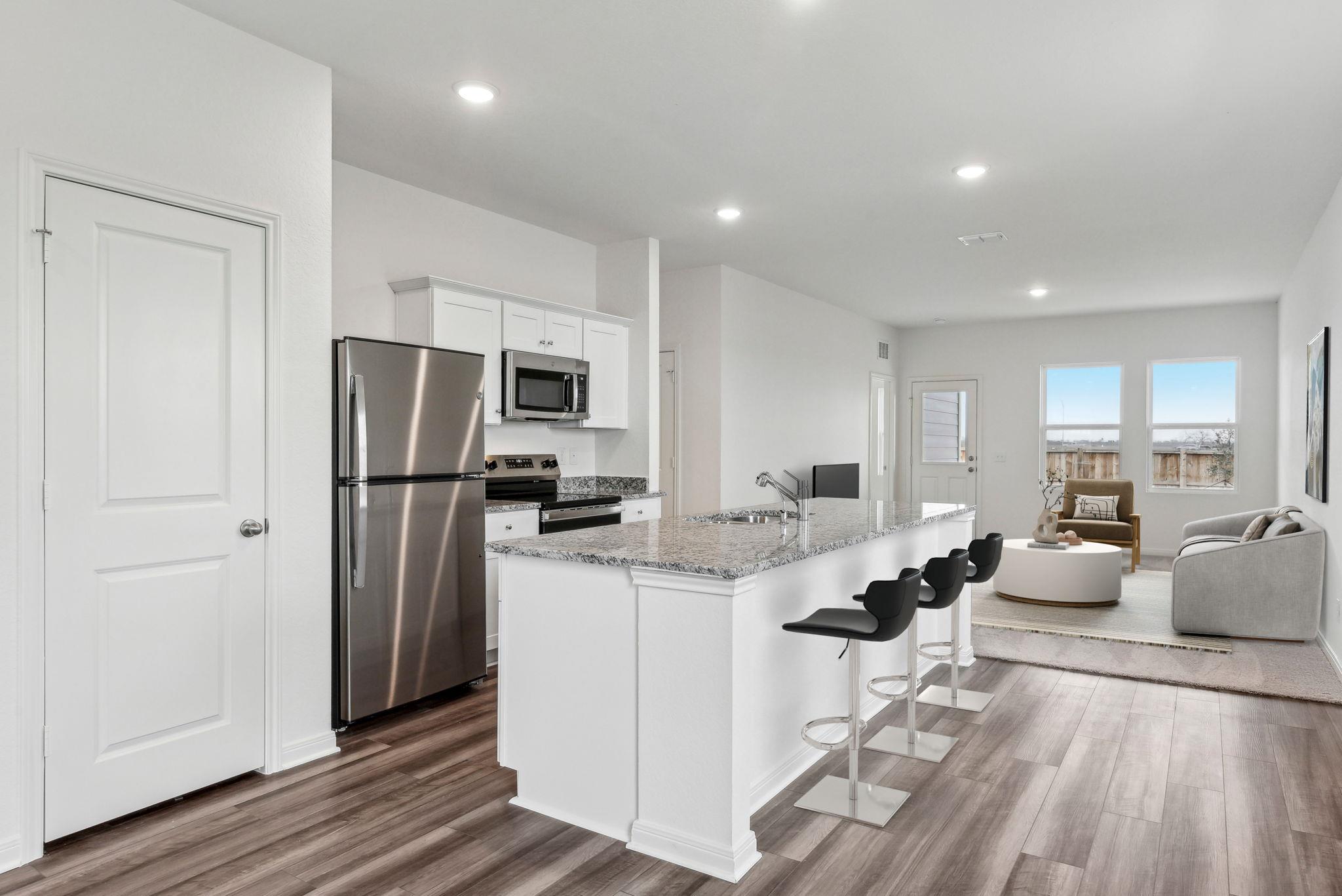 306 Sunlight Lake BLVD — photo 4