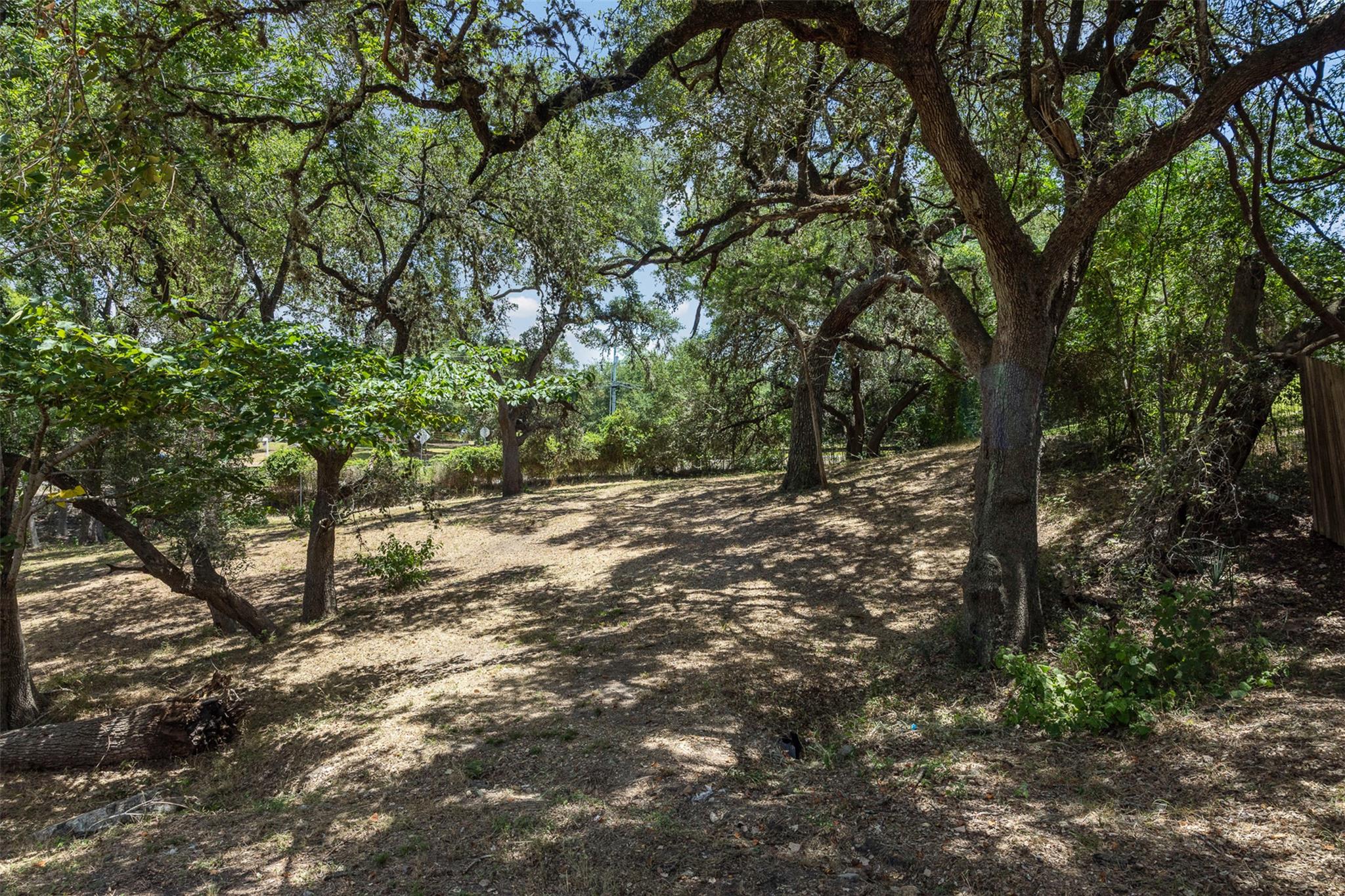 110 Kathleen Ave — photo 4