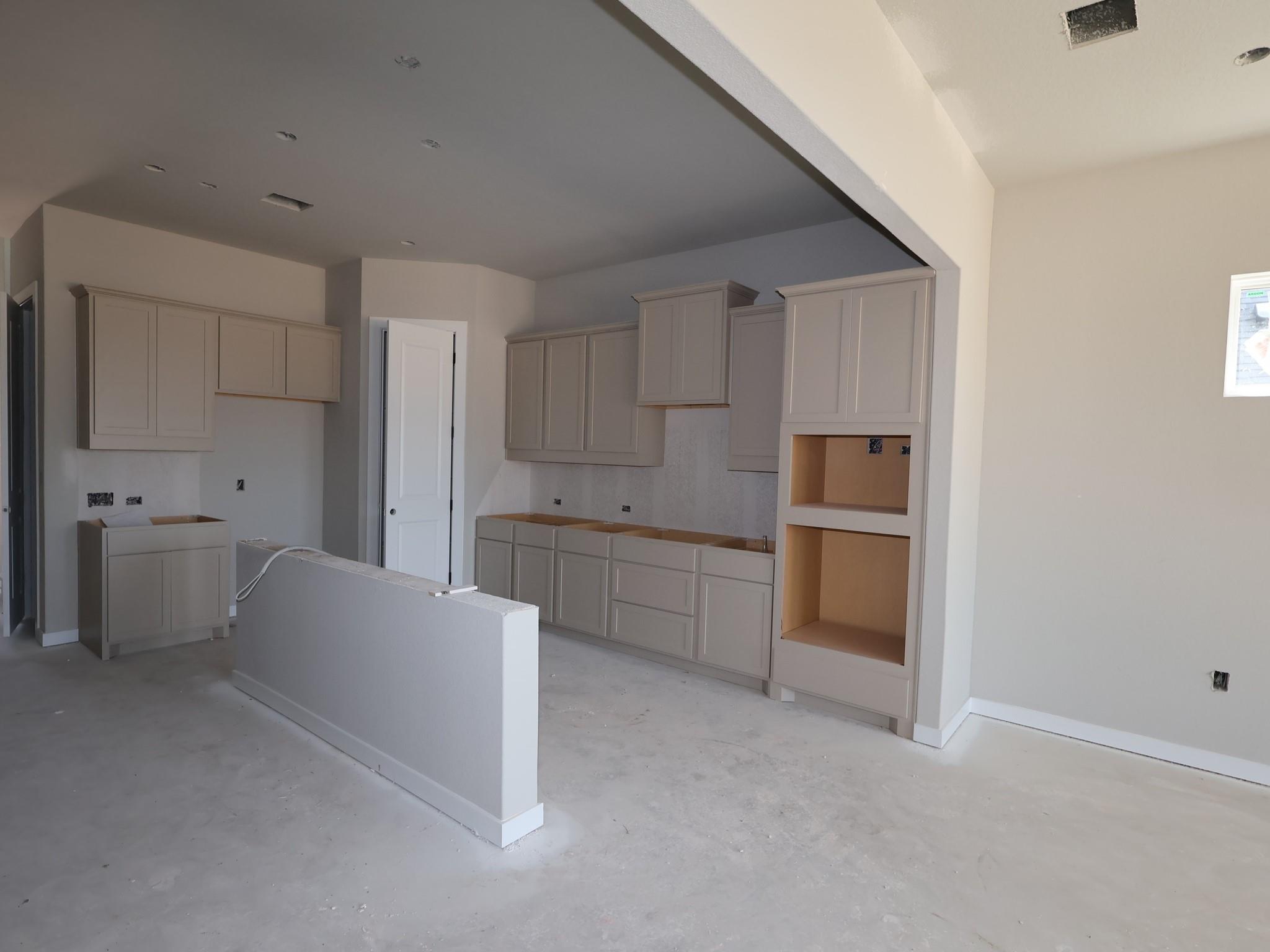 2129 Spokane DR — photo 3