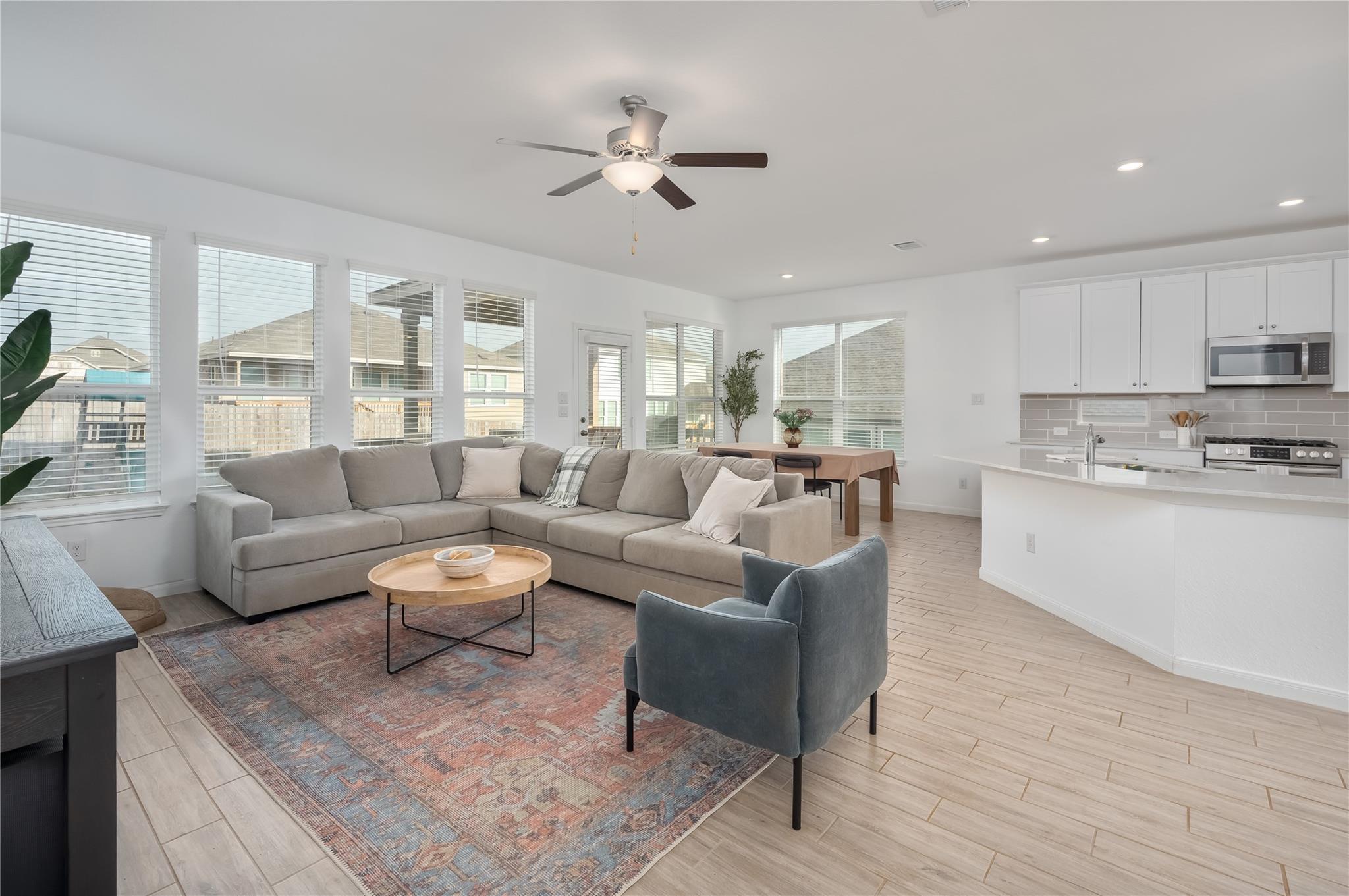 32140 Morels Ave — photo 3
