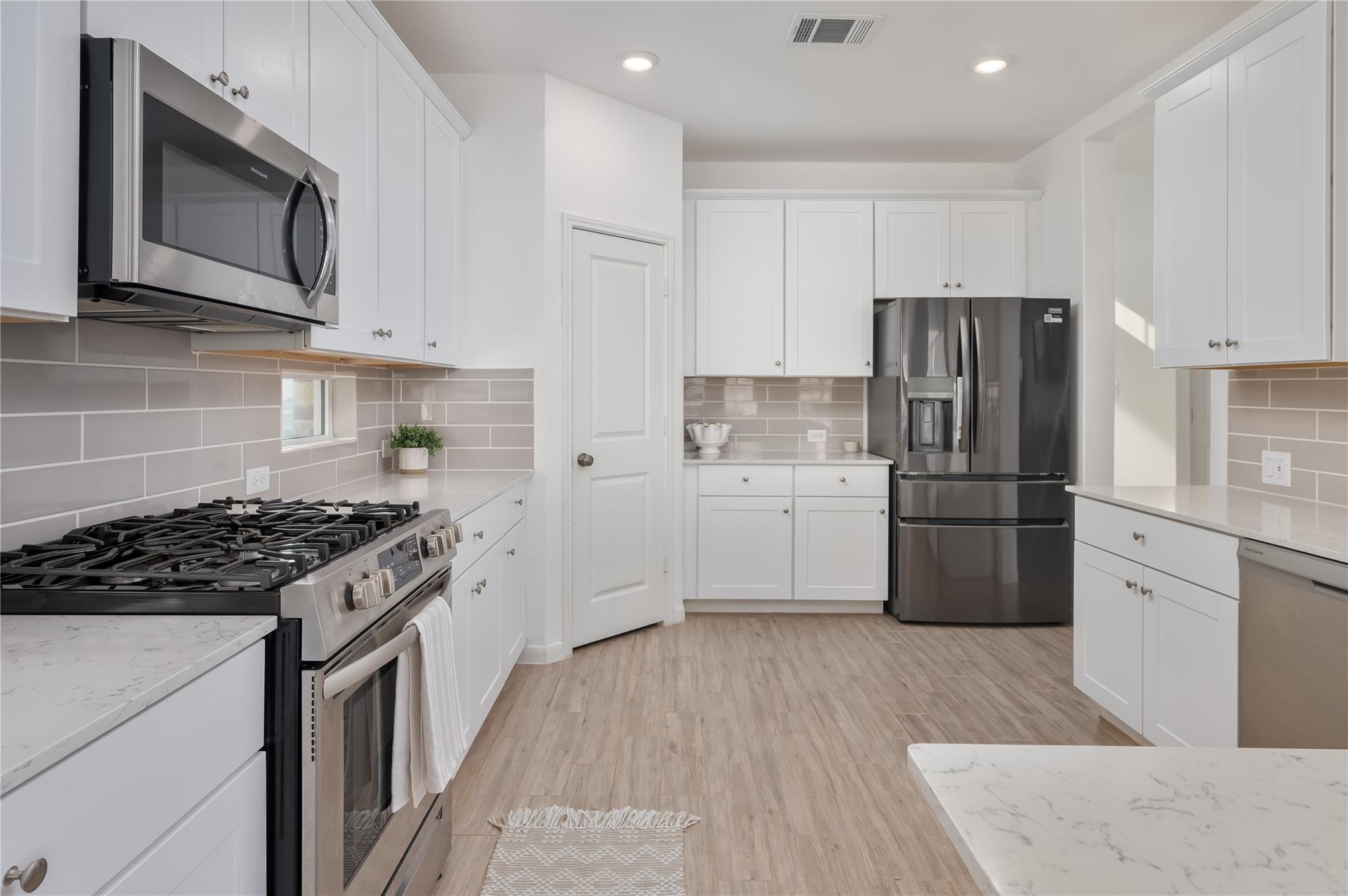 32140 Morels Ave — photo 5