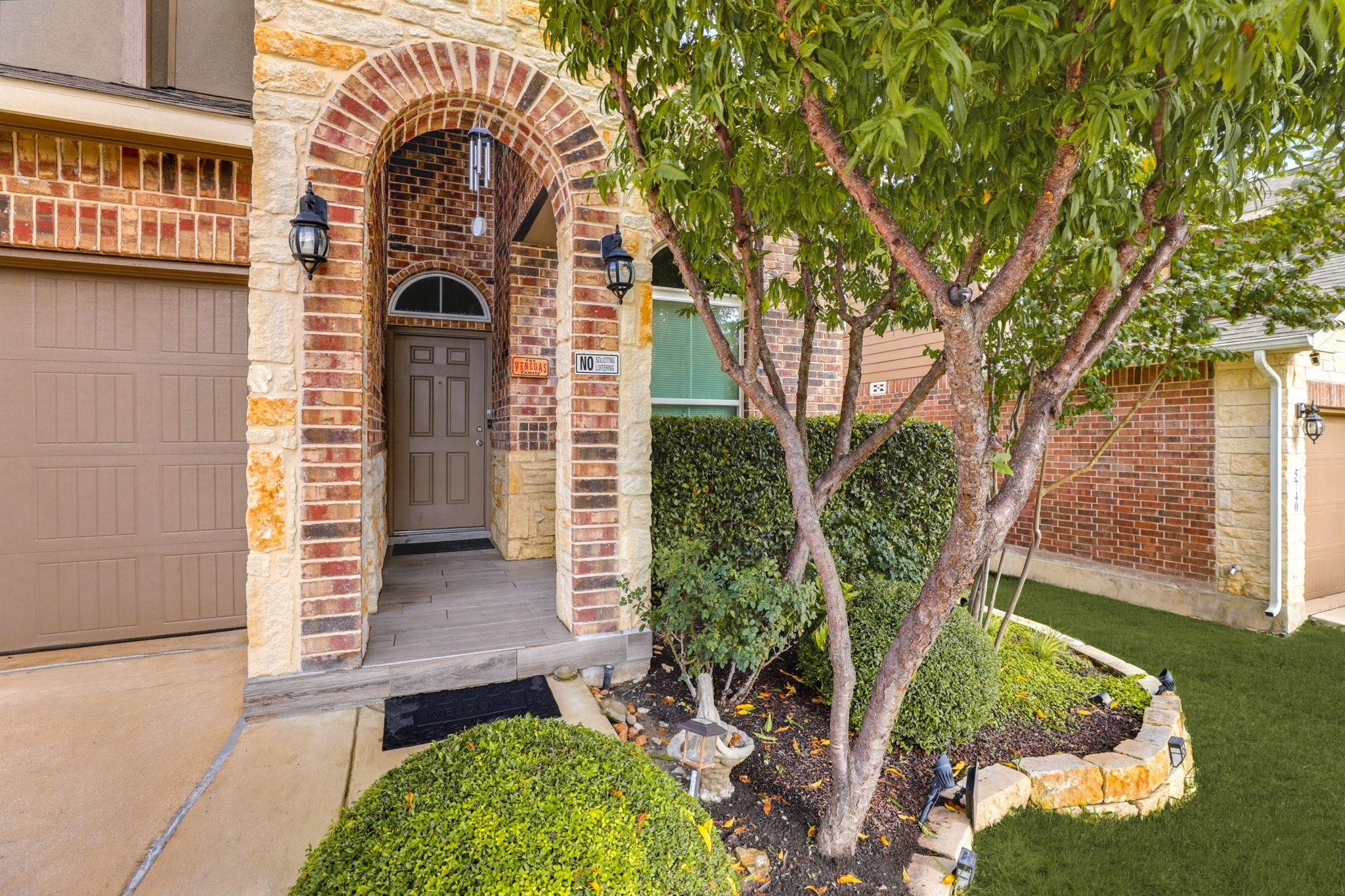 5744 McKinney FLS