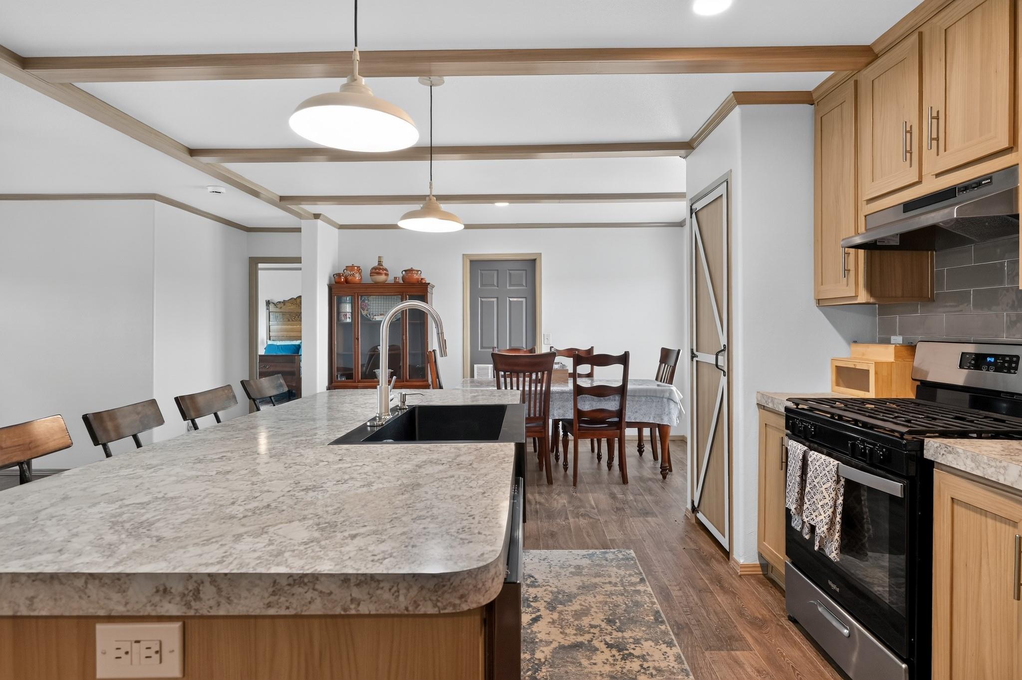 1134 Switchgrass RD — photo 5