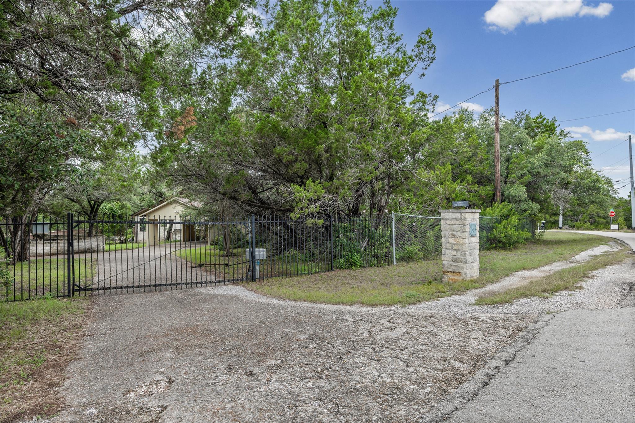 5311 Avispa WAY — photo 3