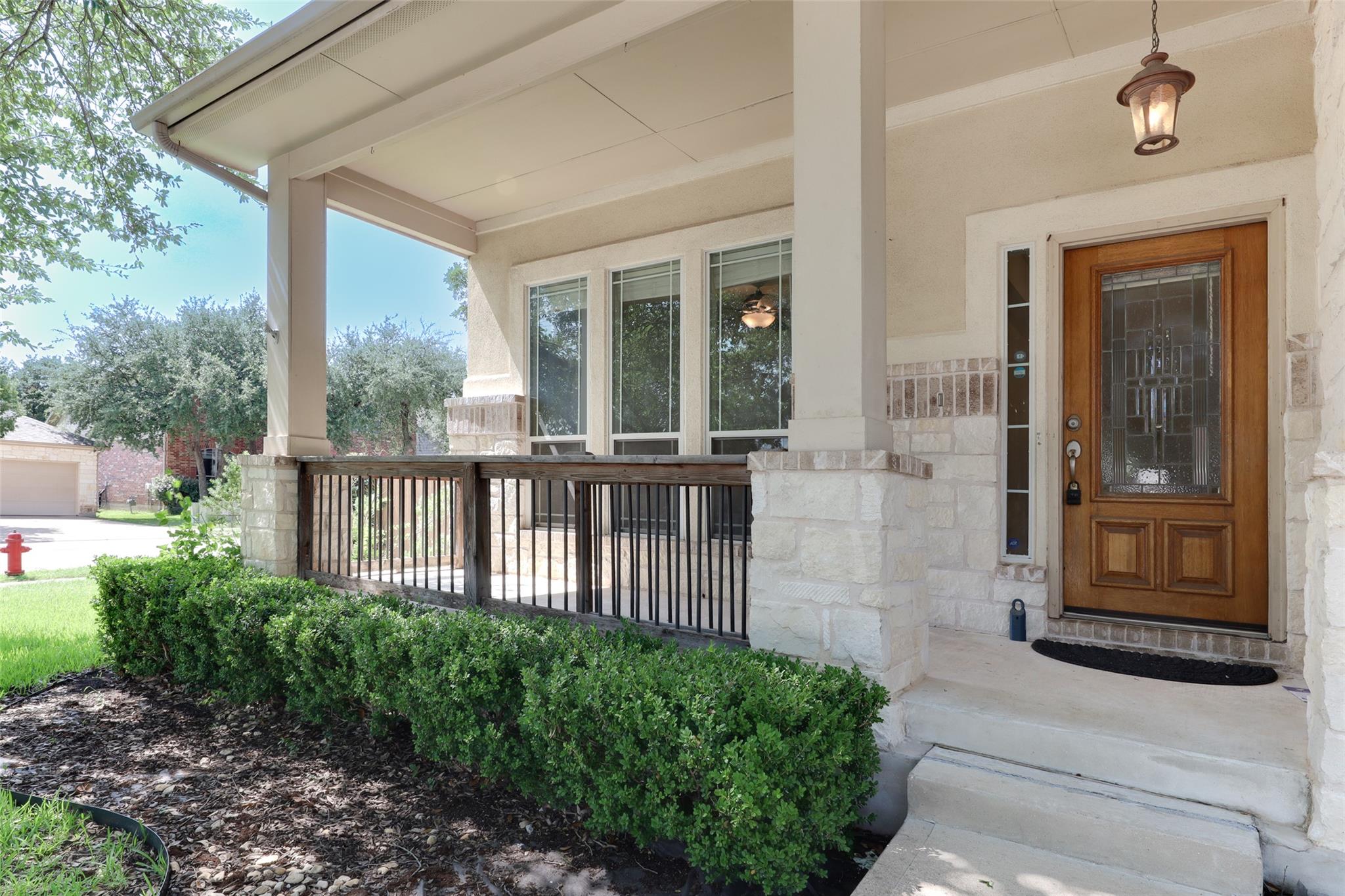 800 Frontier LN — photo 3