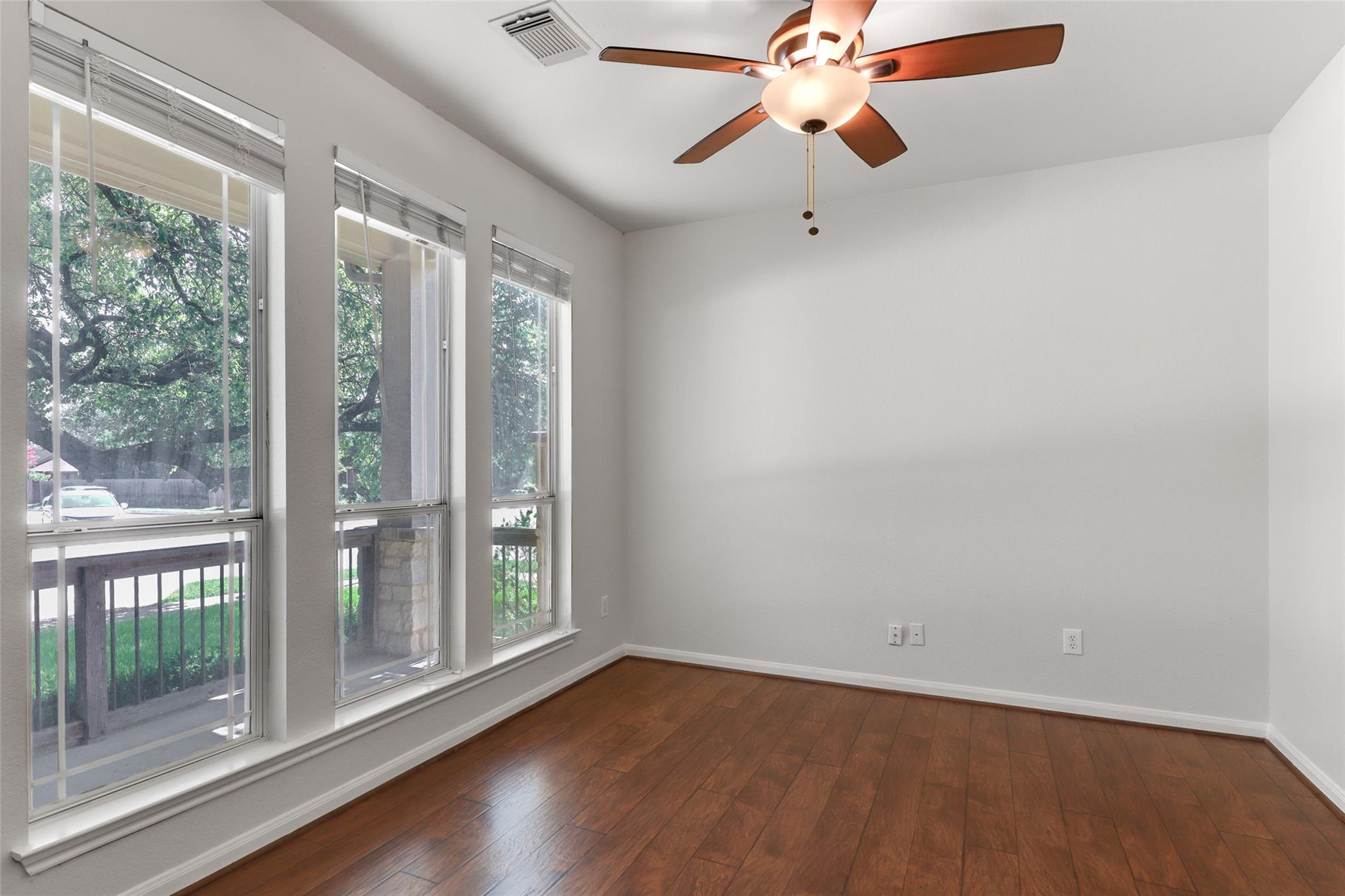 800 Frontier LN — photo 5