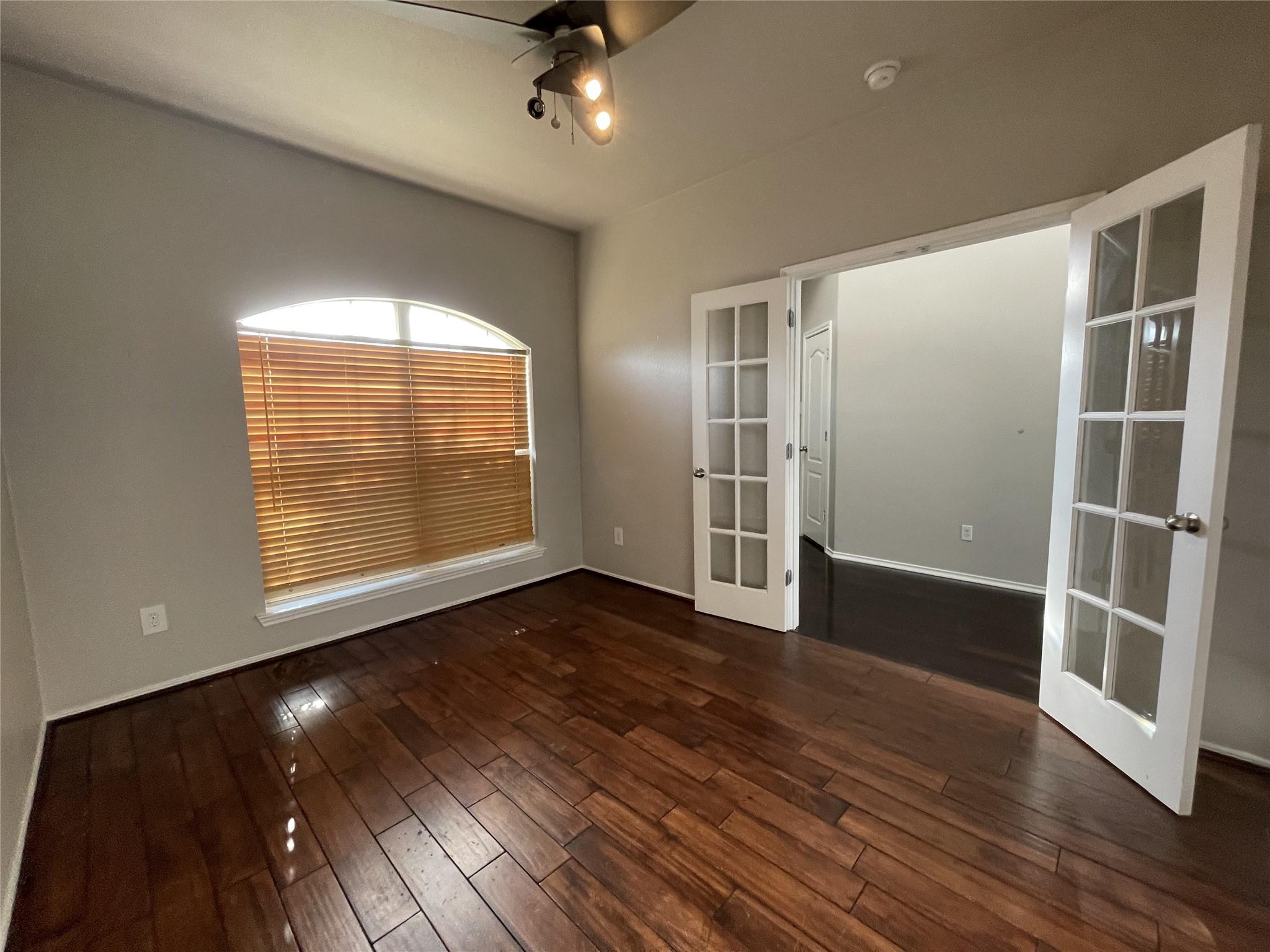 1542 Haynie BND — photo 5