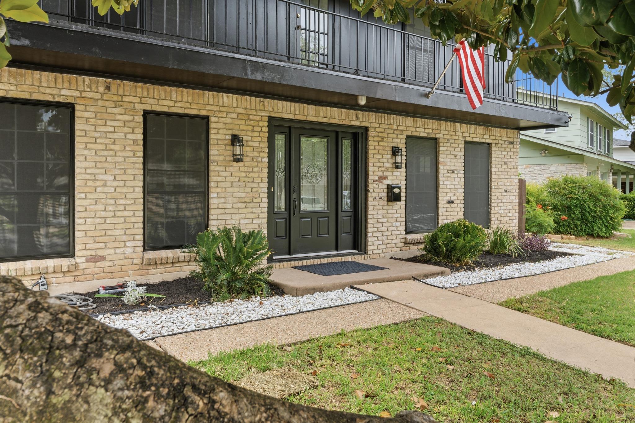 5907 Thames DR — photo 5