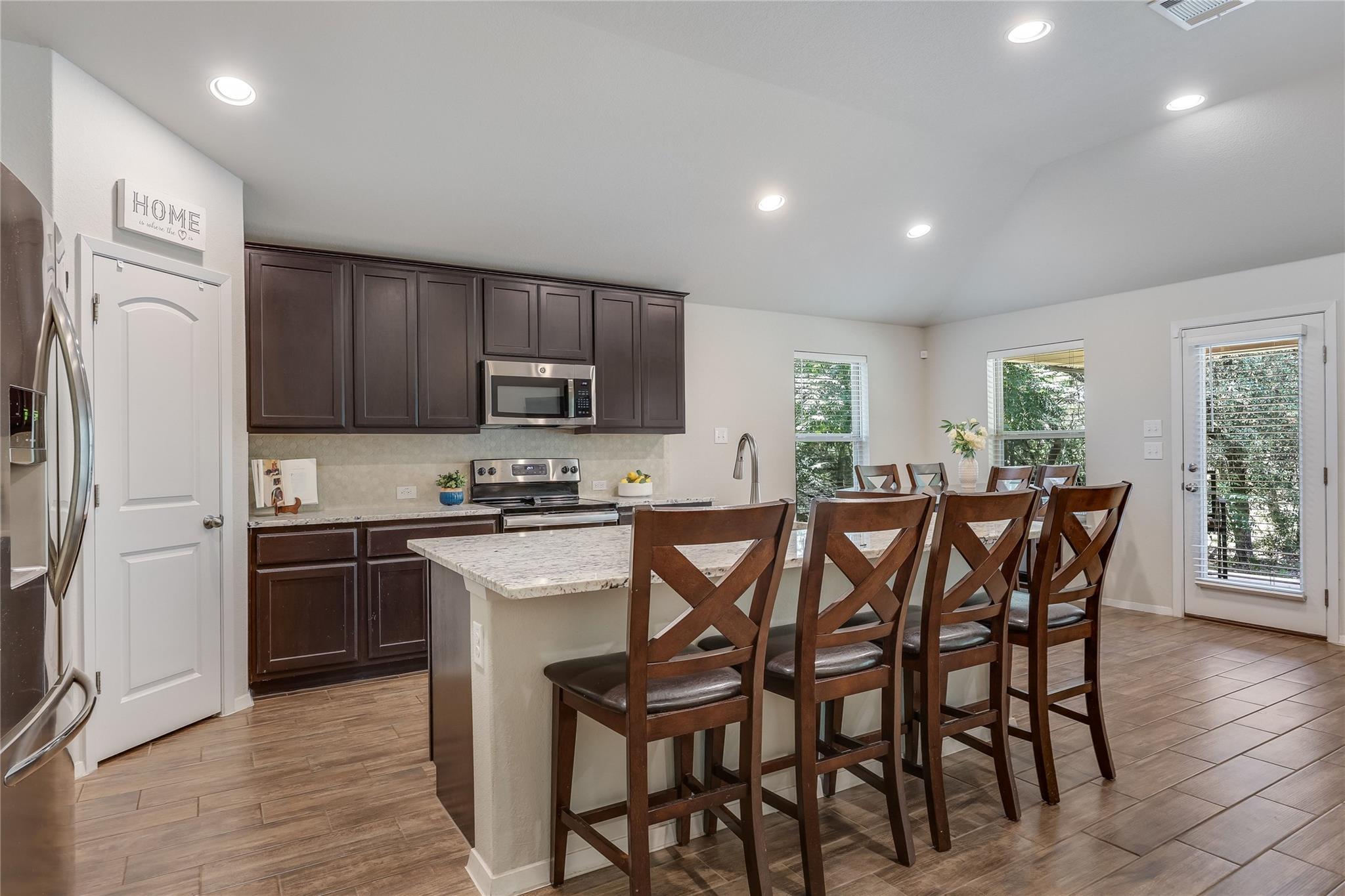 21804 Crystal WAY — photo 4