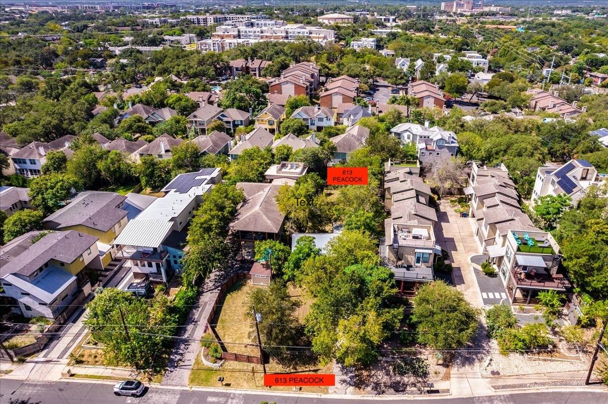 613 Peacock LN — photo 4