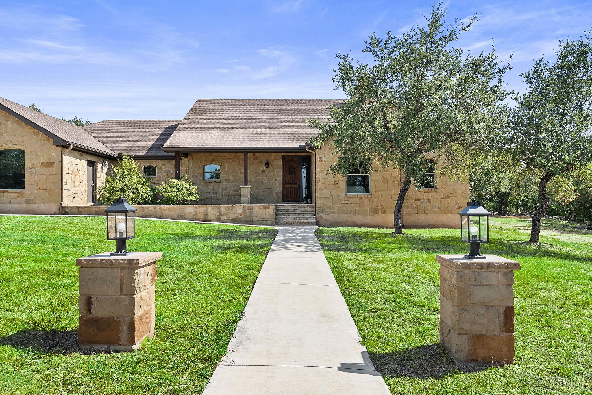 103 Creekside TRL