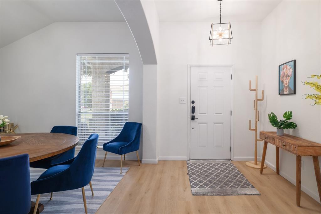 1819 Melissa Oaks LN — photo 5